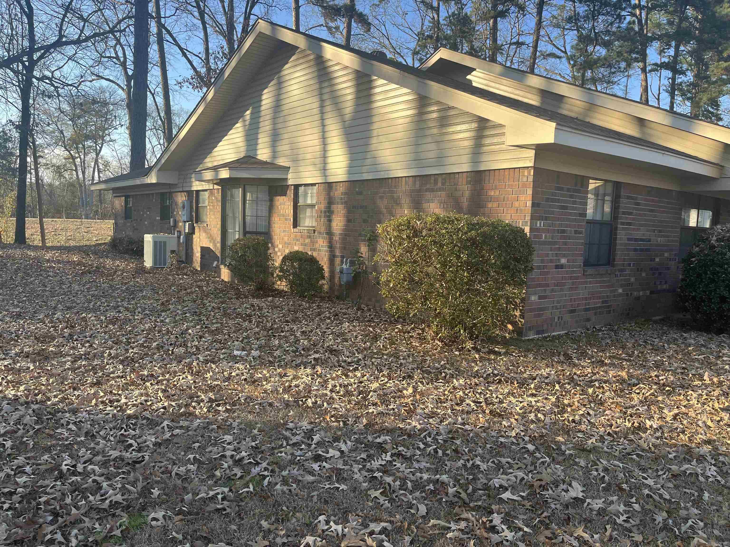 PINE HILLS PARK ADDN - Residential