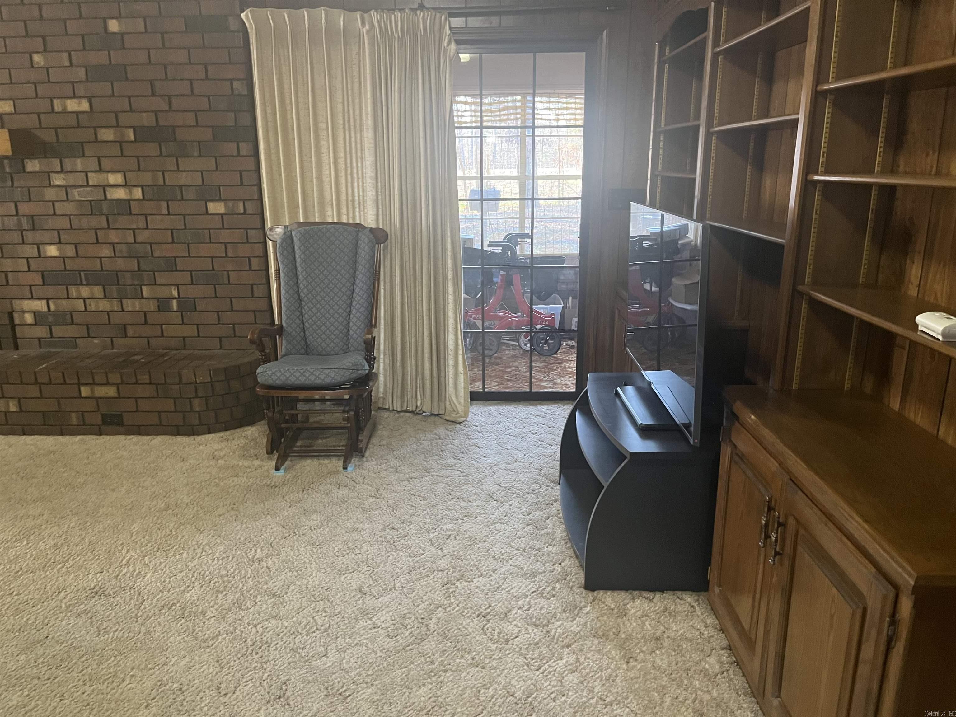 PINE HILLS PARK ADDN - Residential