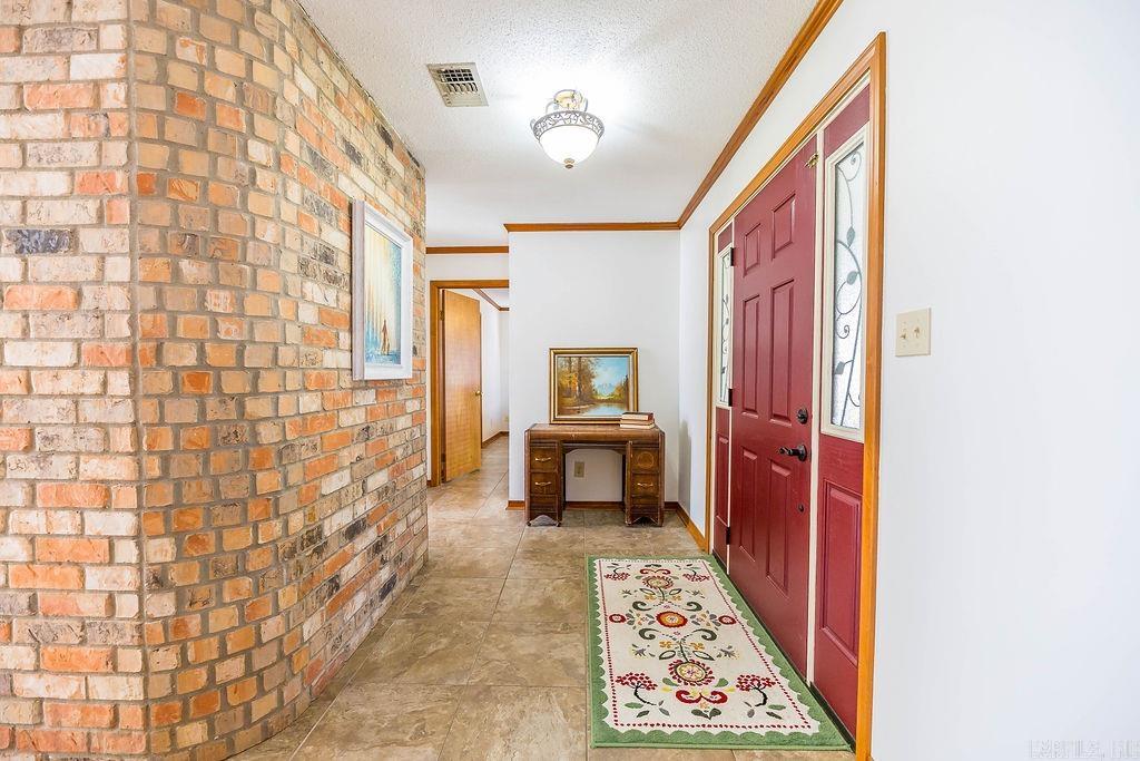 THOMPSON HEIGHTS 5TH - Residential