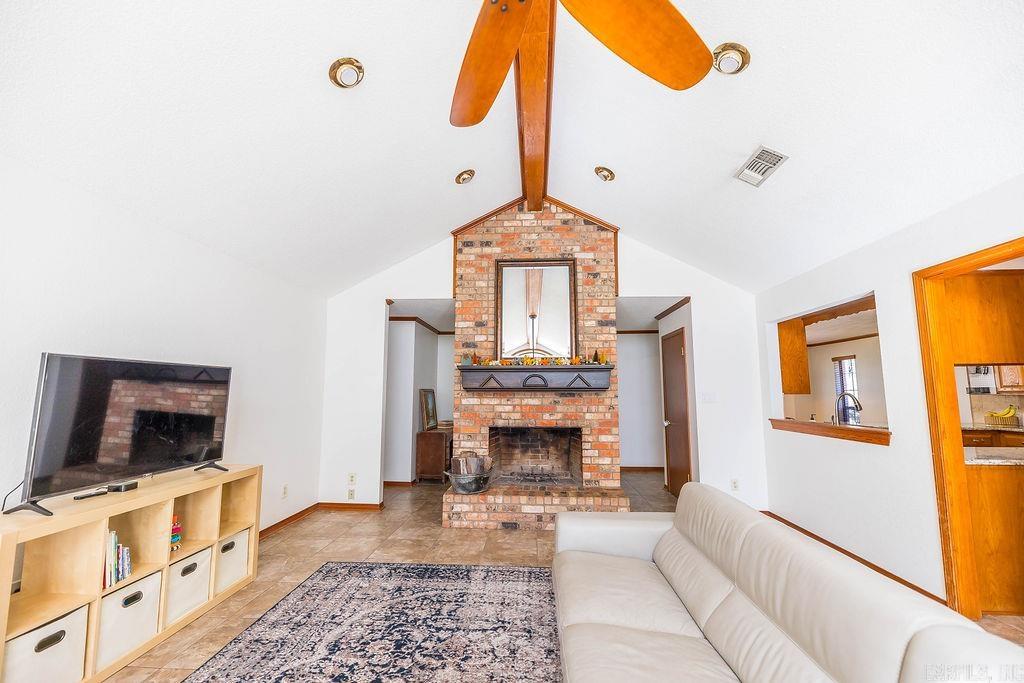 THOMPSON HEIGHTS 5TH - Residential