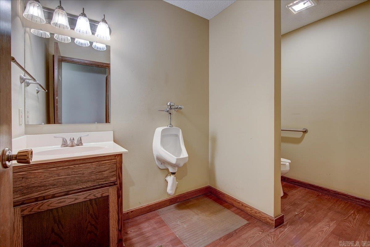 South Hot Springs - Commercial Sale