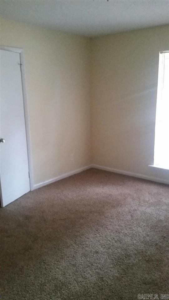 Twin Lakes Estates - Residential Lease