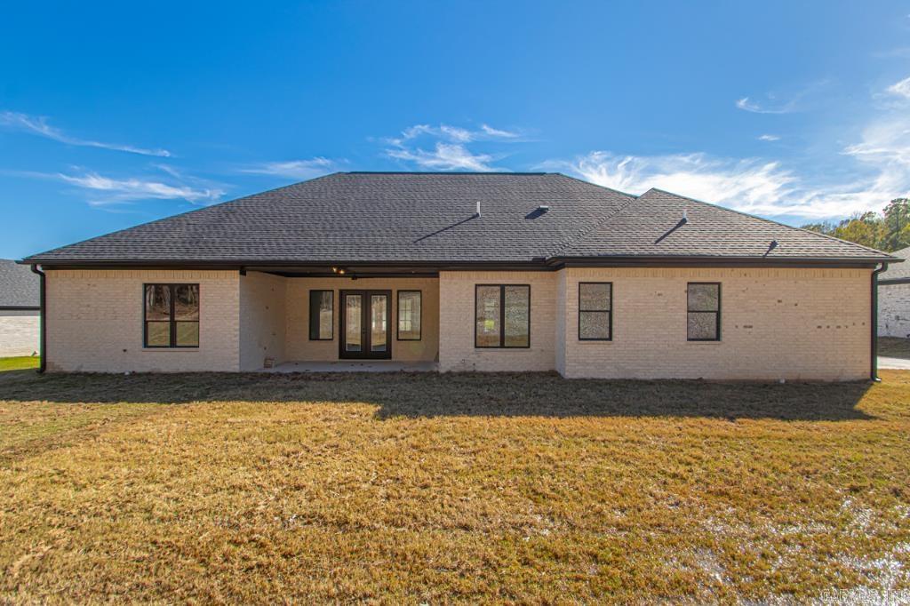 CROSSROADS VILLAGE - Residential