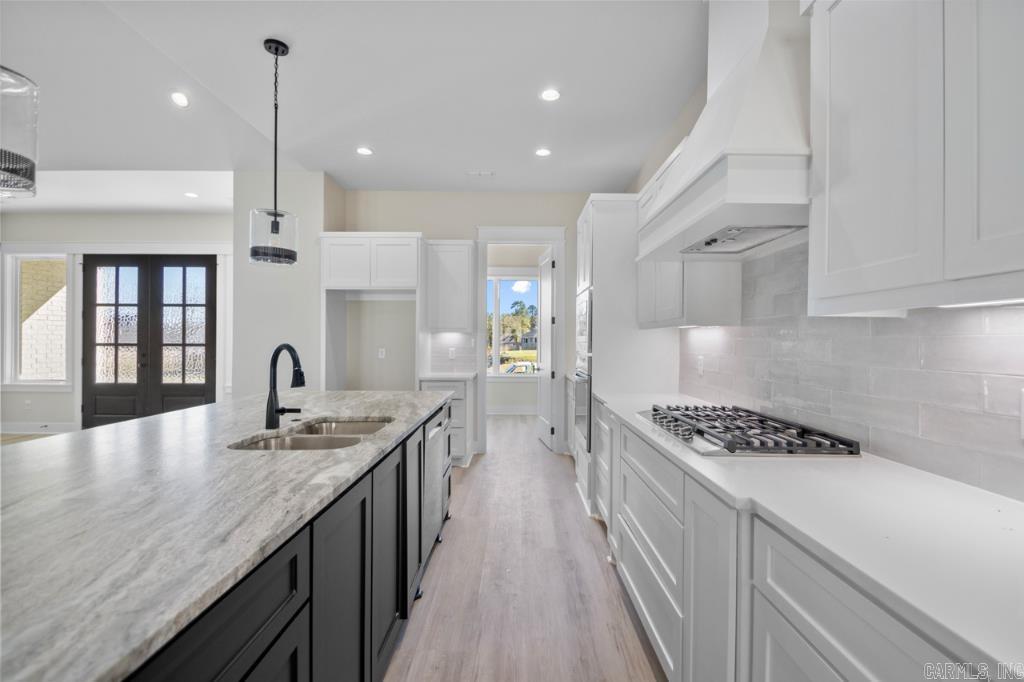 CROSSROADS VILLAGE - Residential