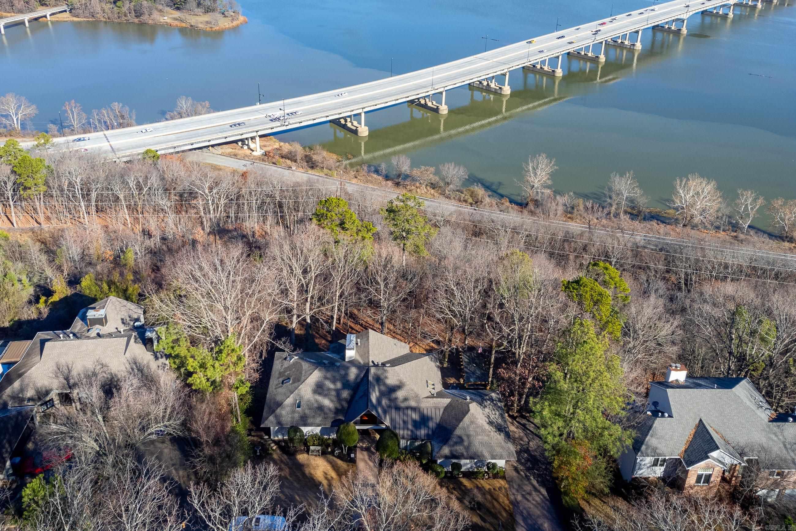 RIVER RIDGE POINTE - Residential