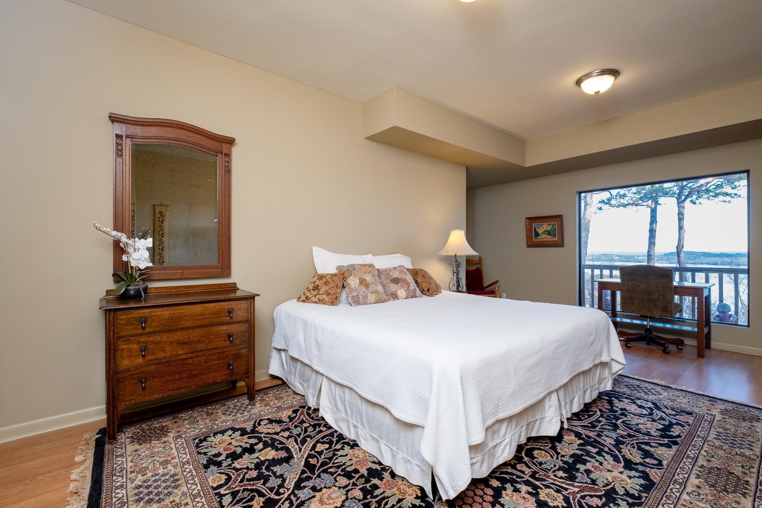 RIVER RIDGE POINTE - Residential