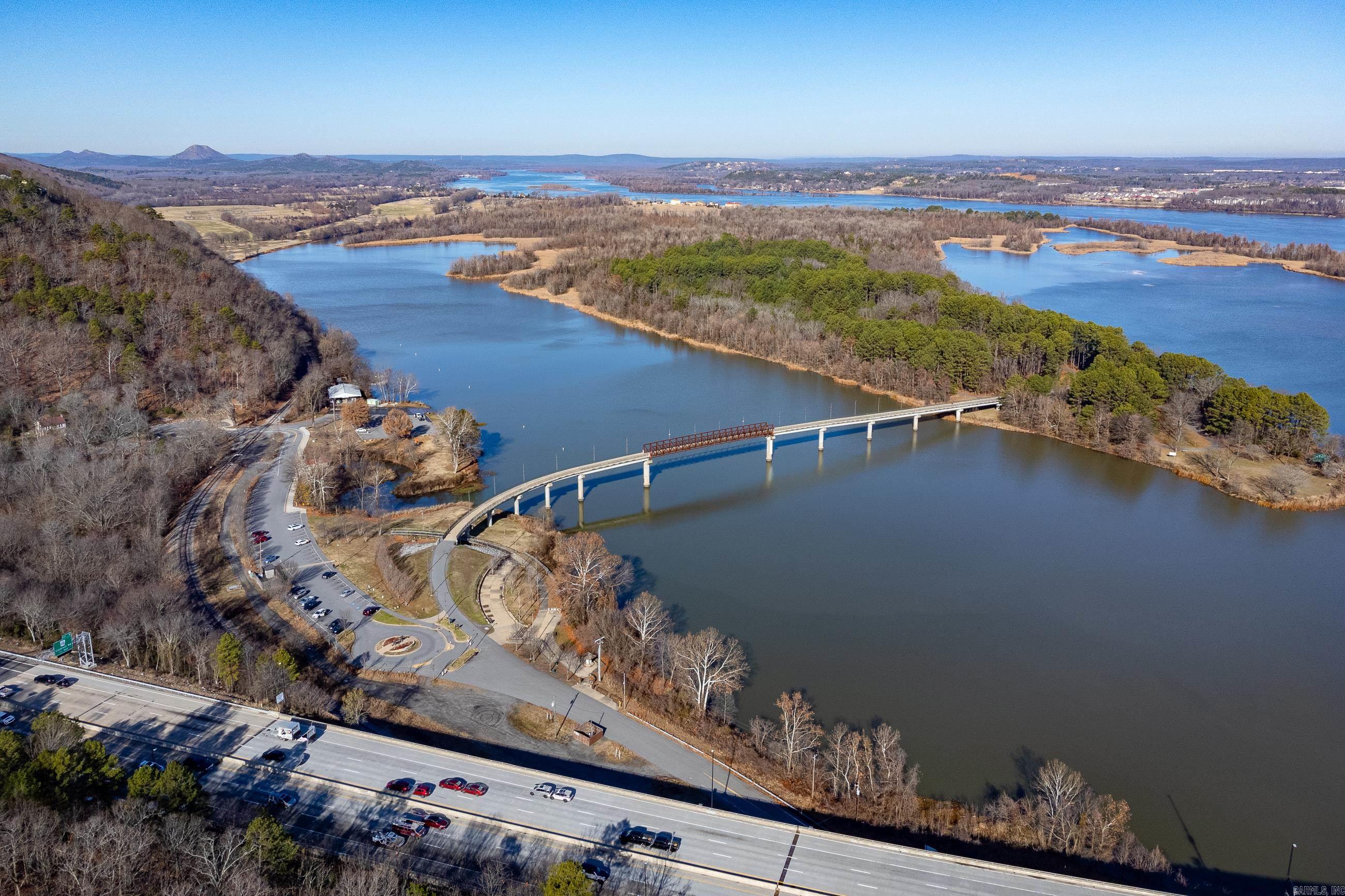 RIVER RIDGE POINTE - Residential