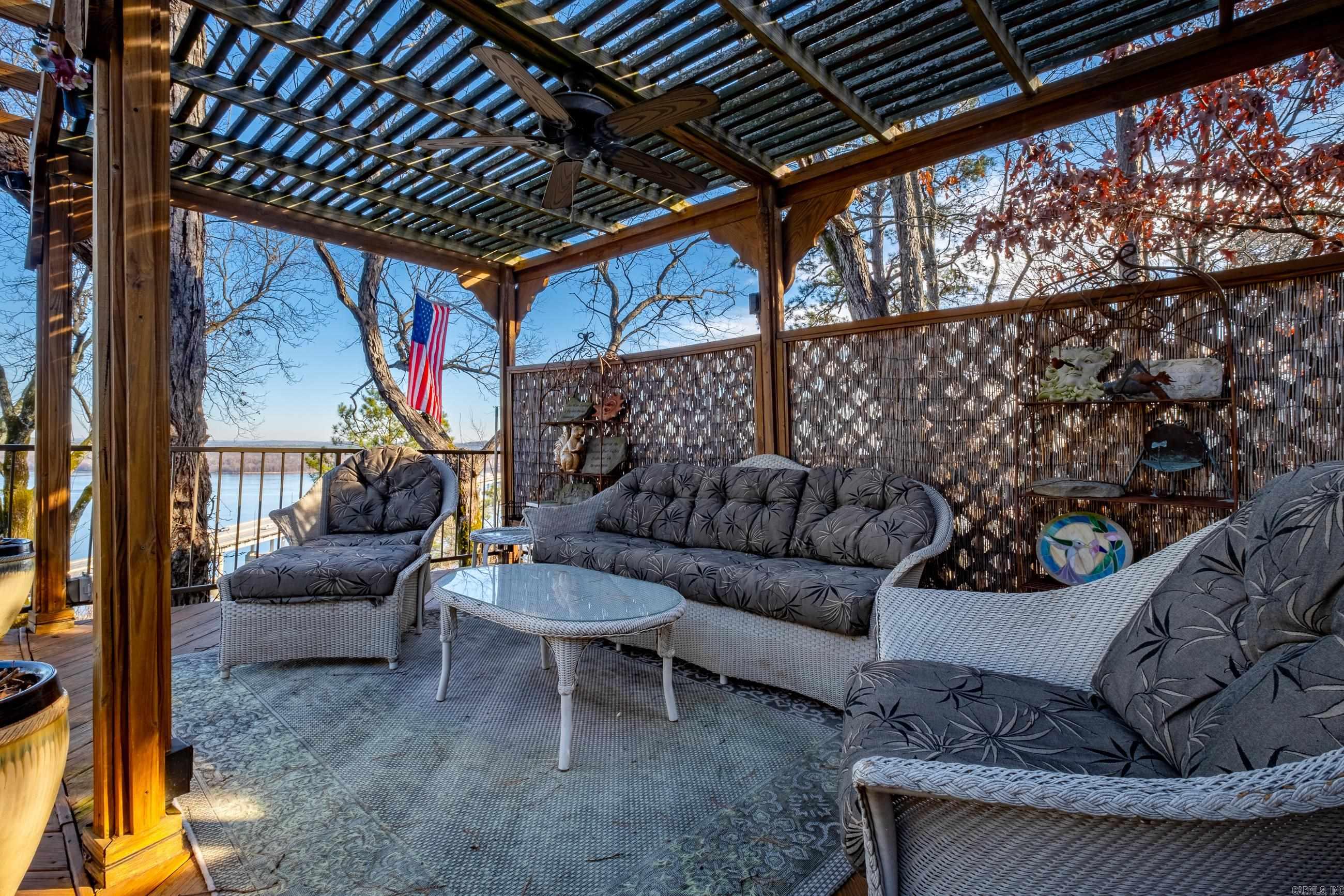 RIVER RIDGE POINTE - Residential