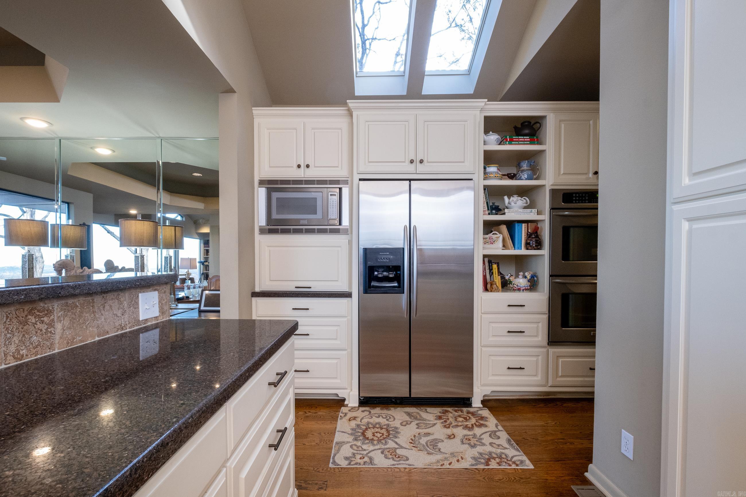 RIVER RIDGE POINTE - Residential