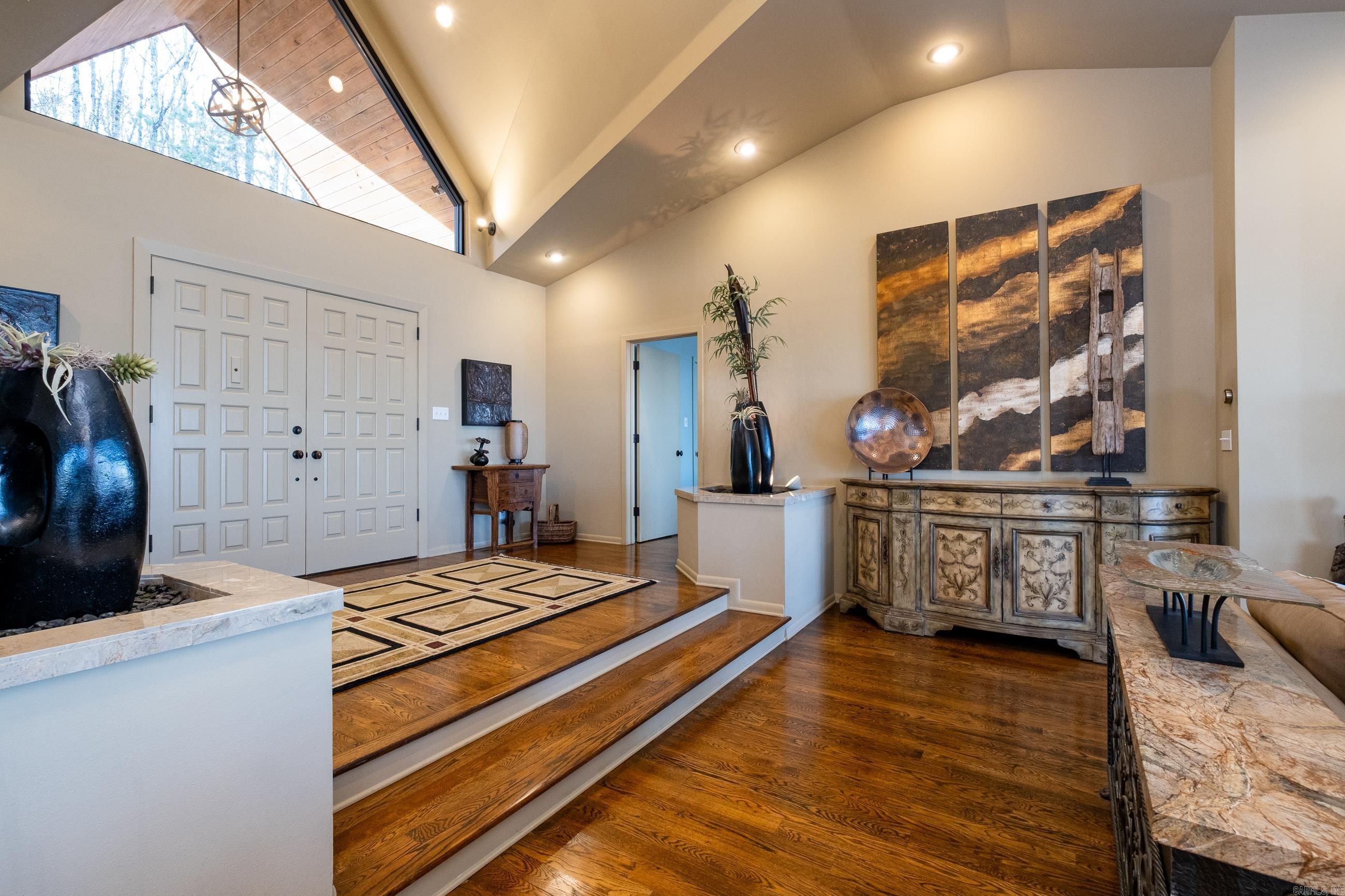 RIVER RIDGE POINTE - Residential