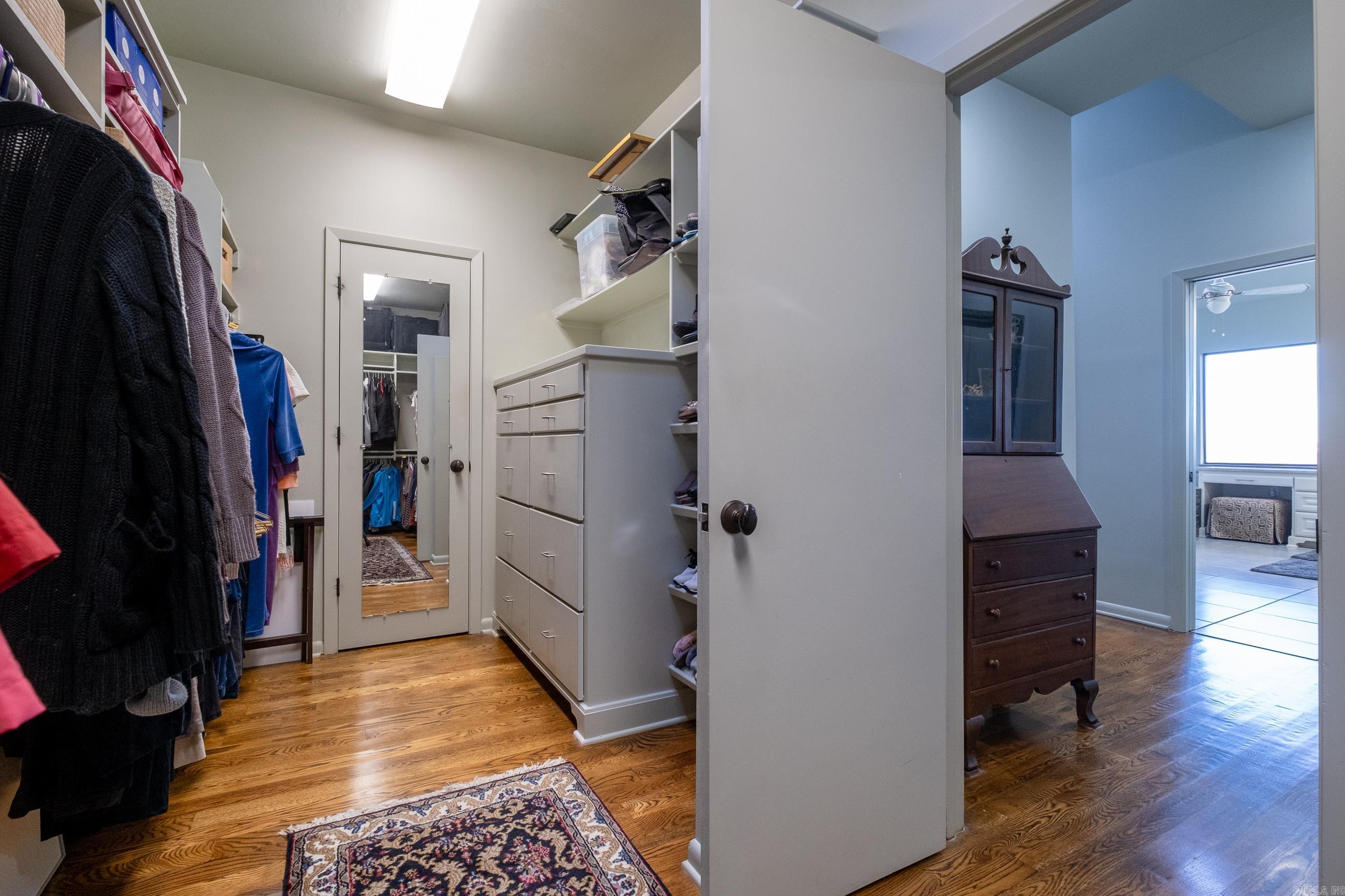 RIVER RIDGE POINTE - Residential