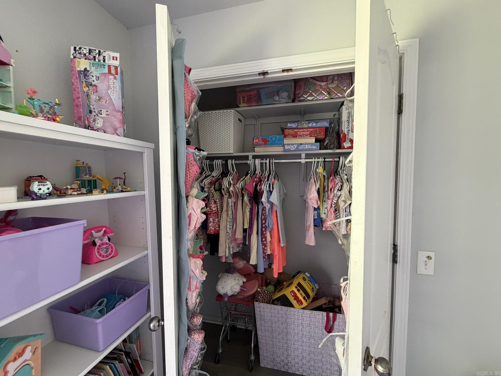 ALEXA BROOK RIDGE - Residential