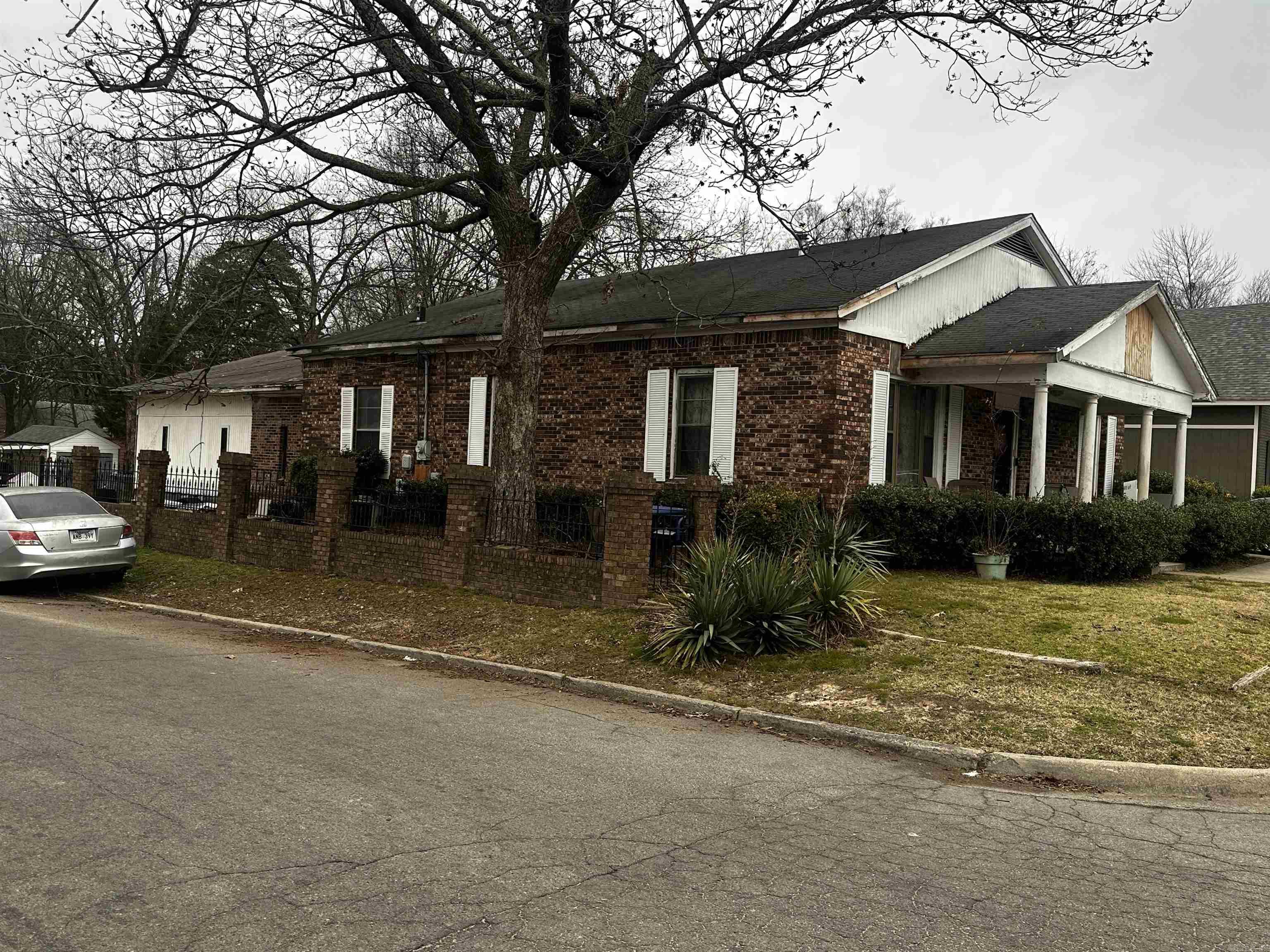 JOHNSON S J - Residential