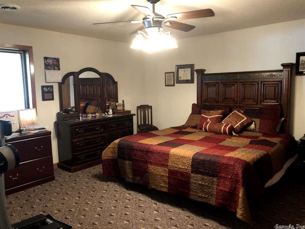 Oneida 5th - Residential Lease