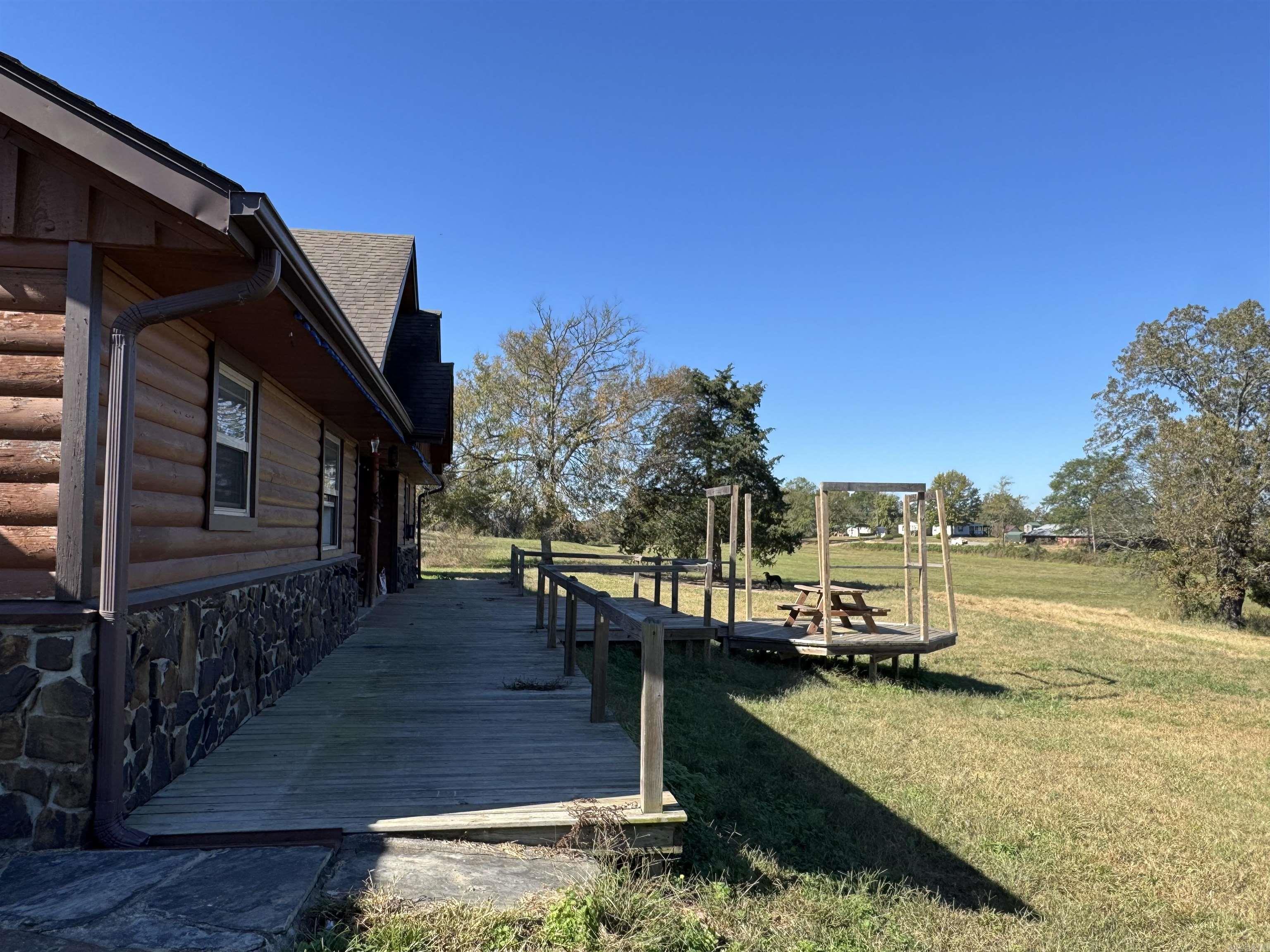 Metes & Bounds - Residential