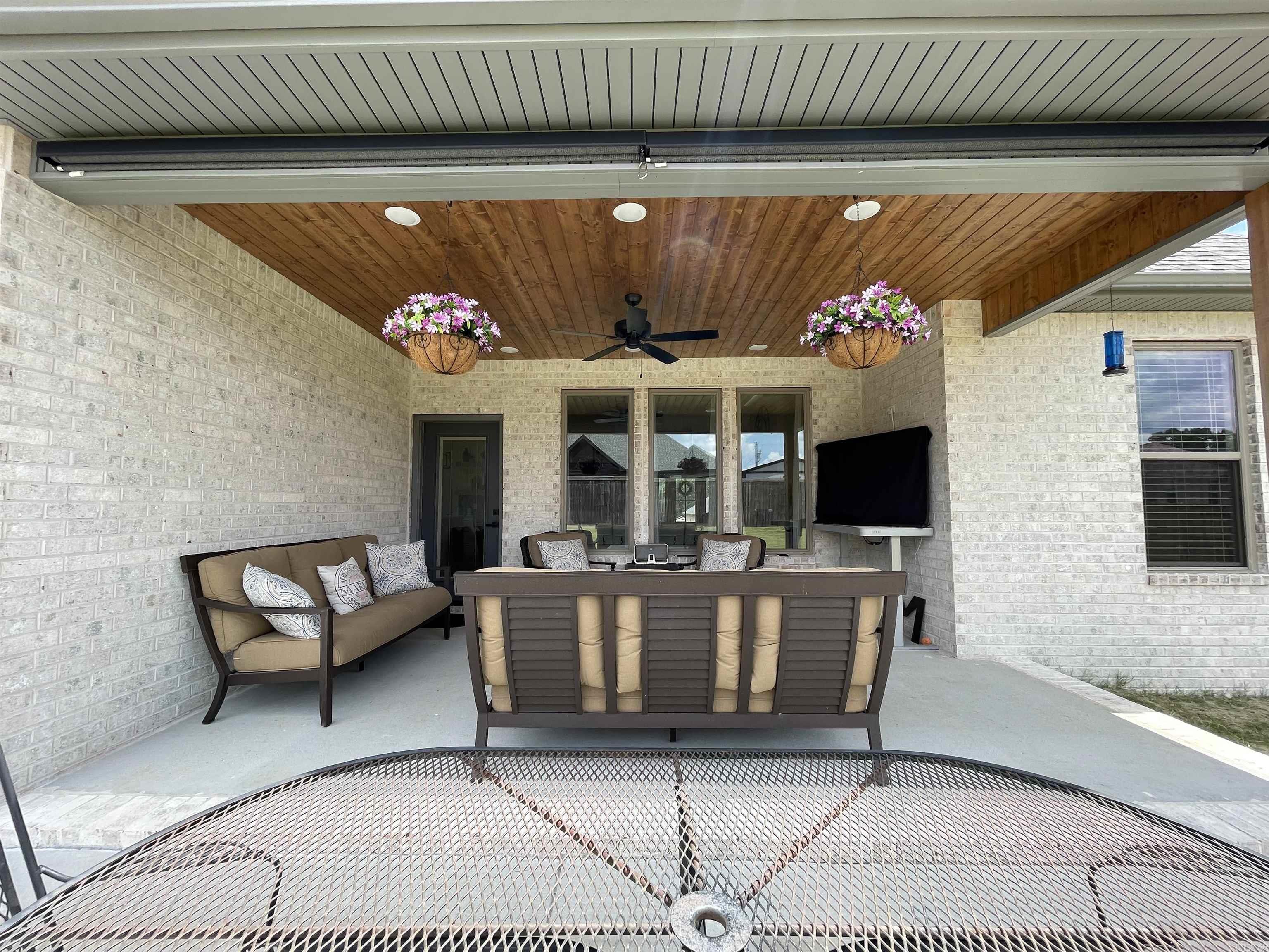 JACOB CREEK - Residential