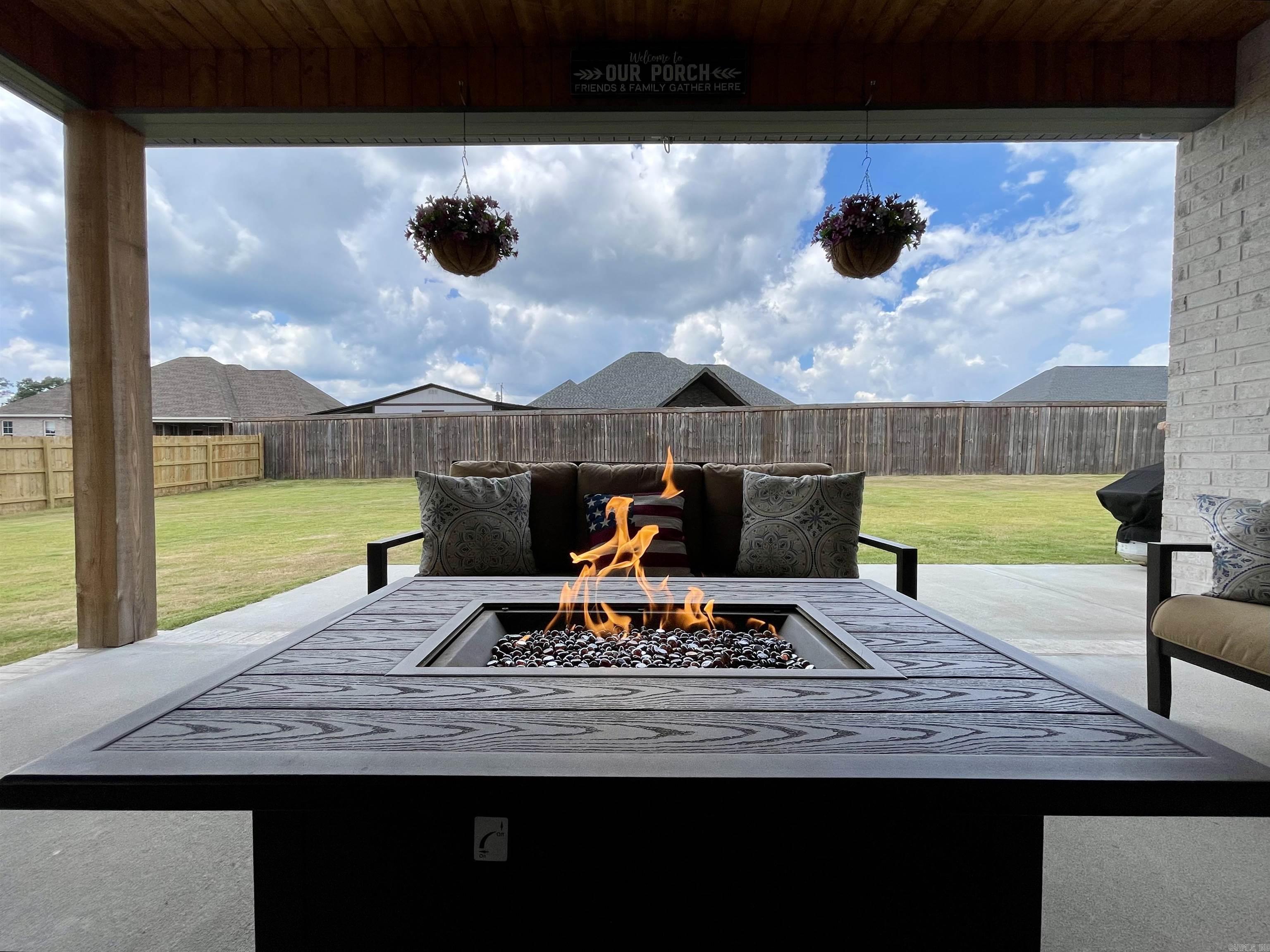 JACOB CREEK - Residential