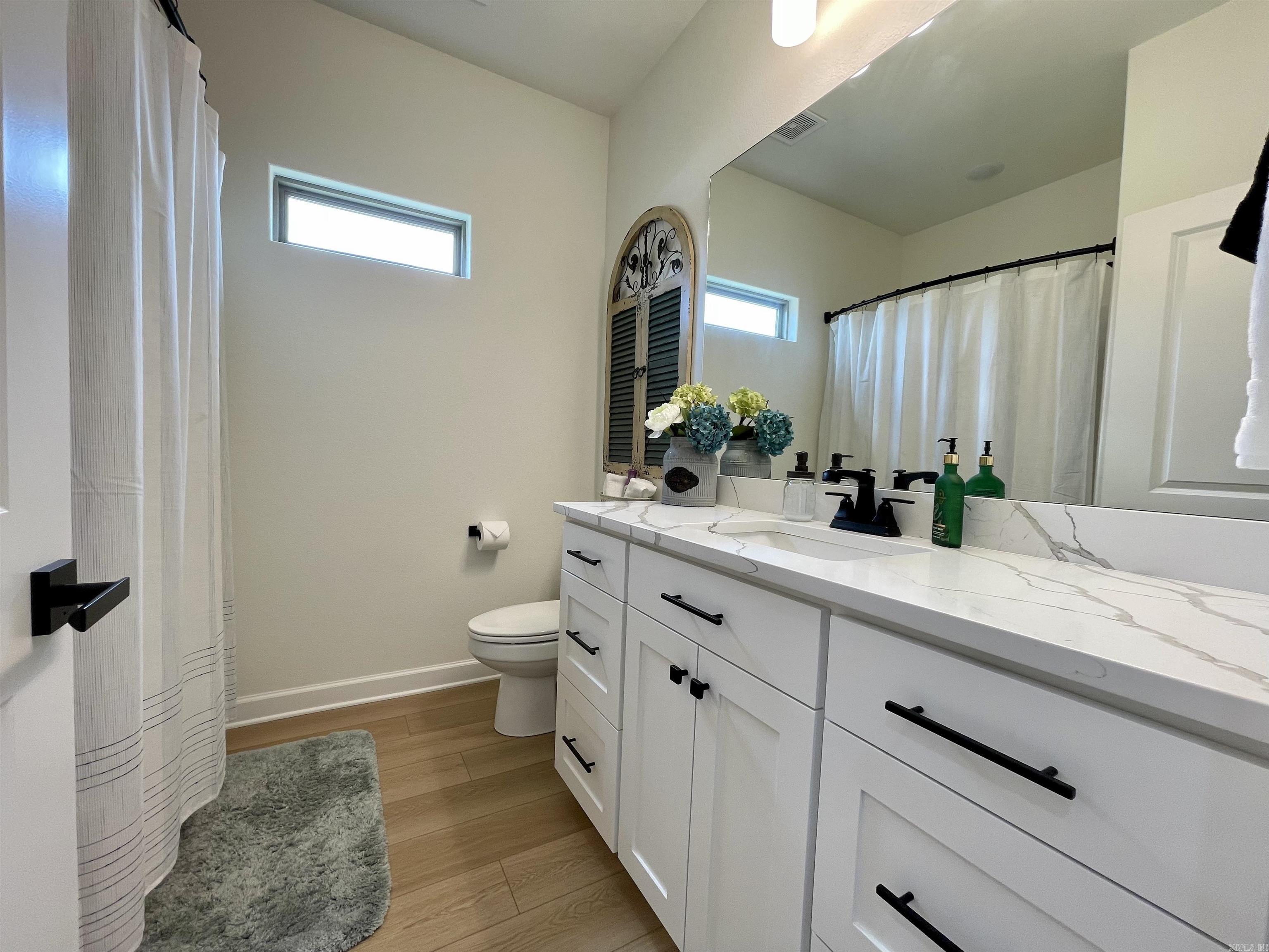 JACOB CREEK - Residential