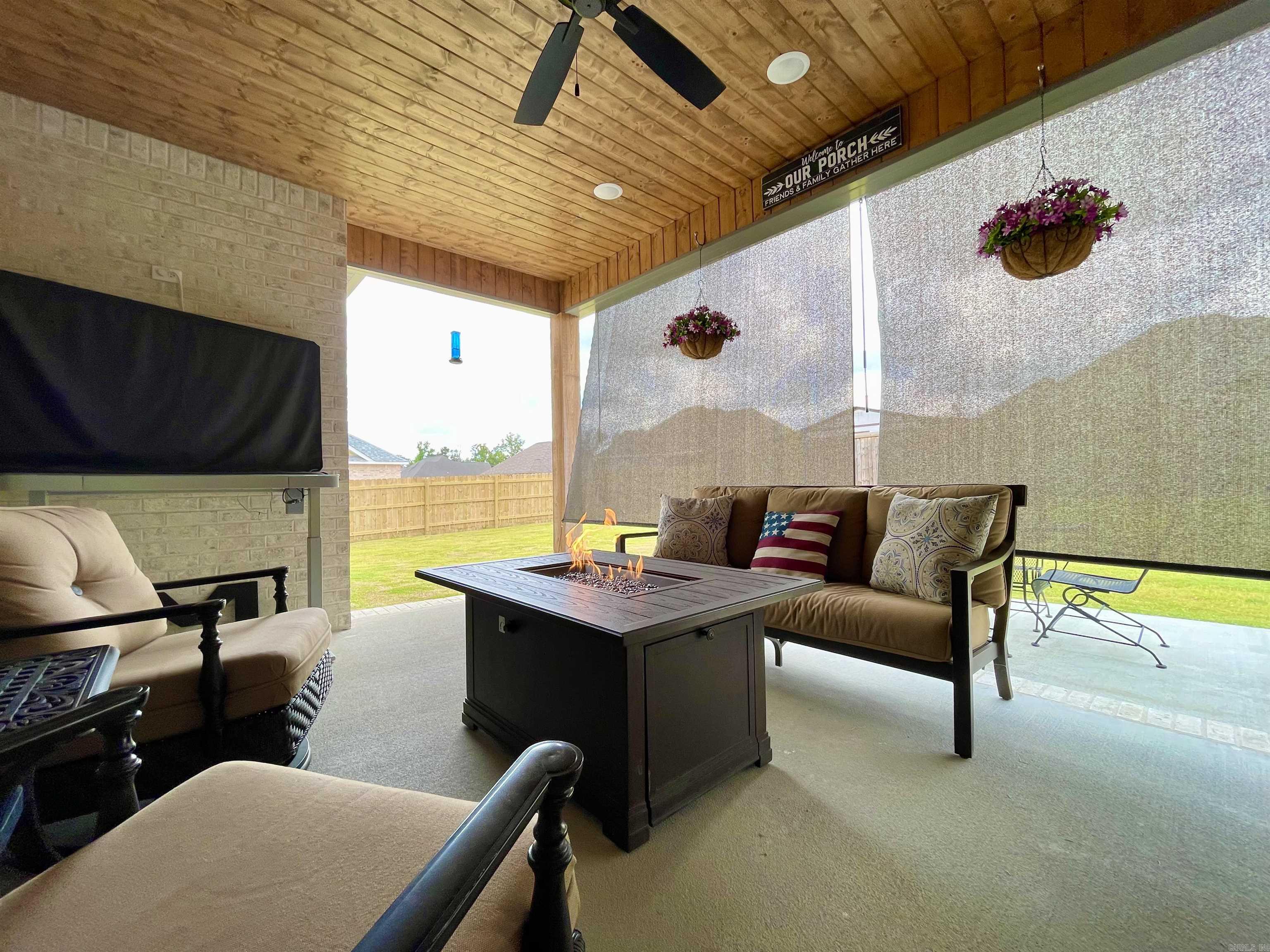 JACOB CREEK - Residential