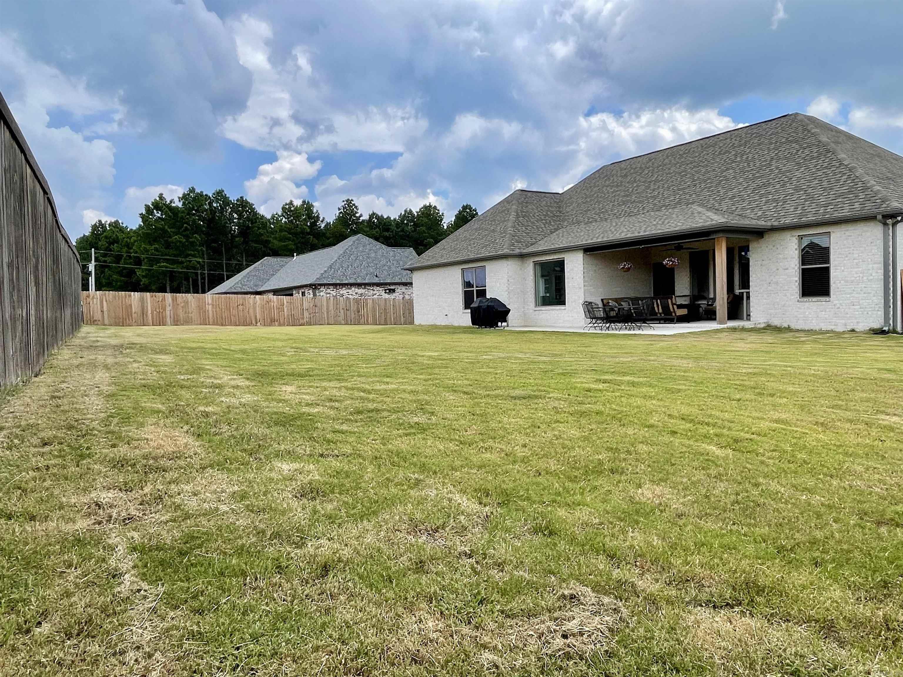 JACOB CREEK - Residential