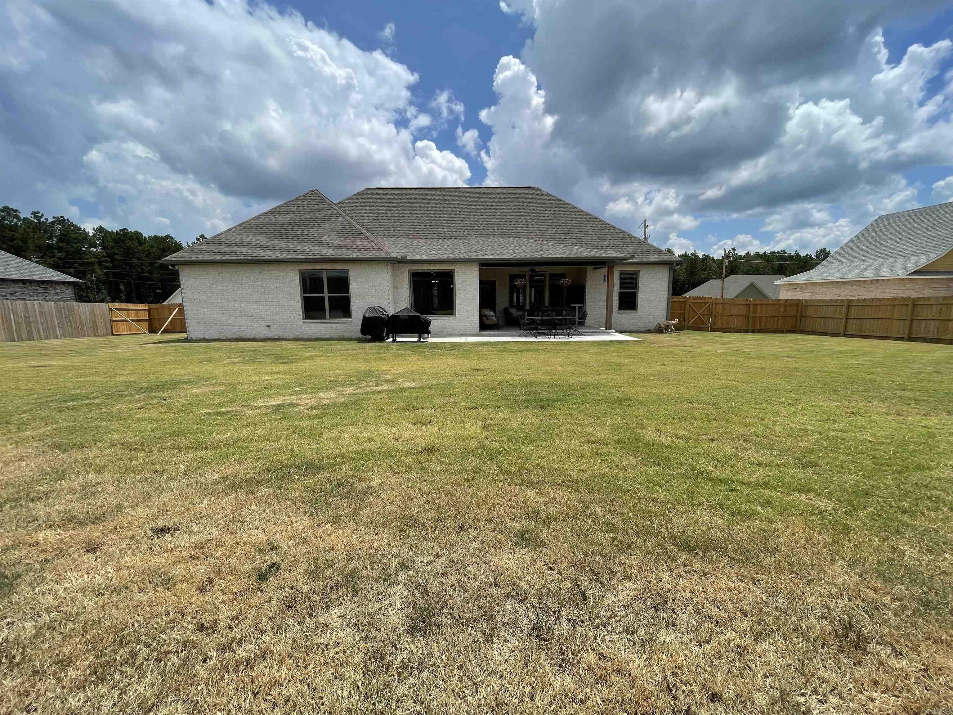 JACOB CREEK - Residential
