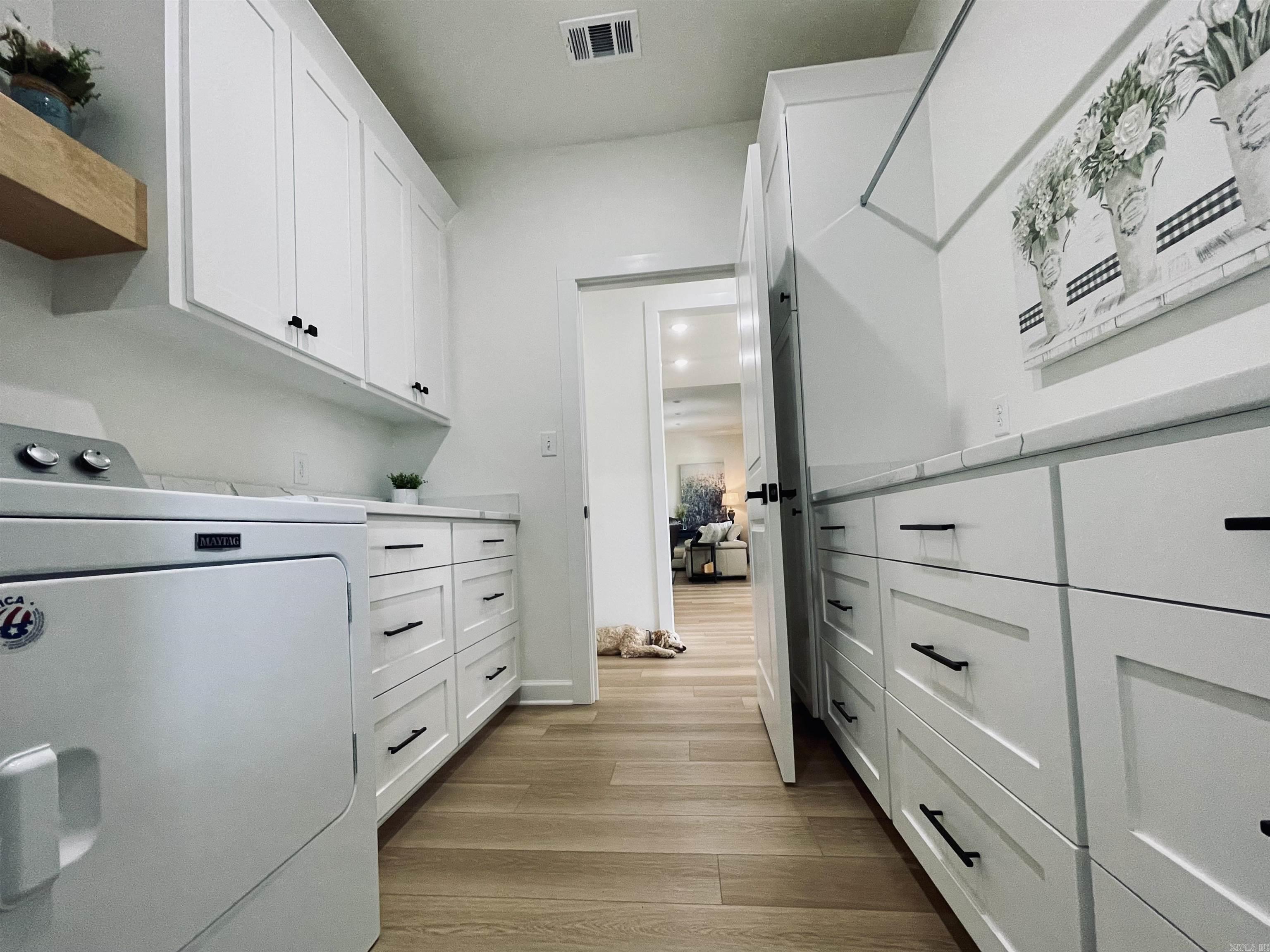JACOB CREEK - Residential
