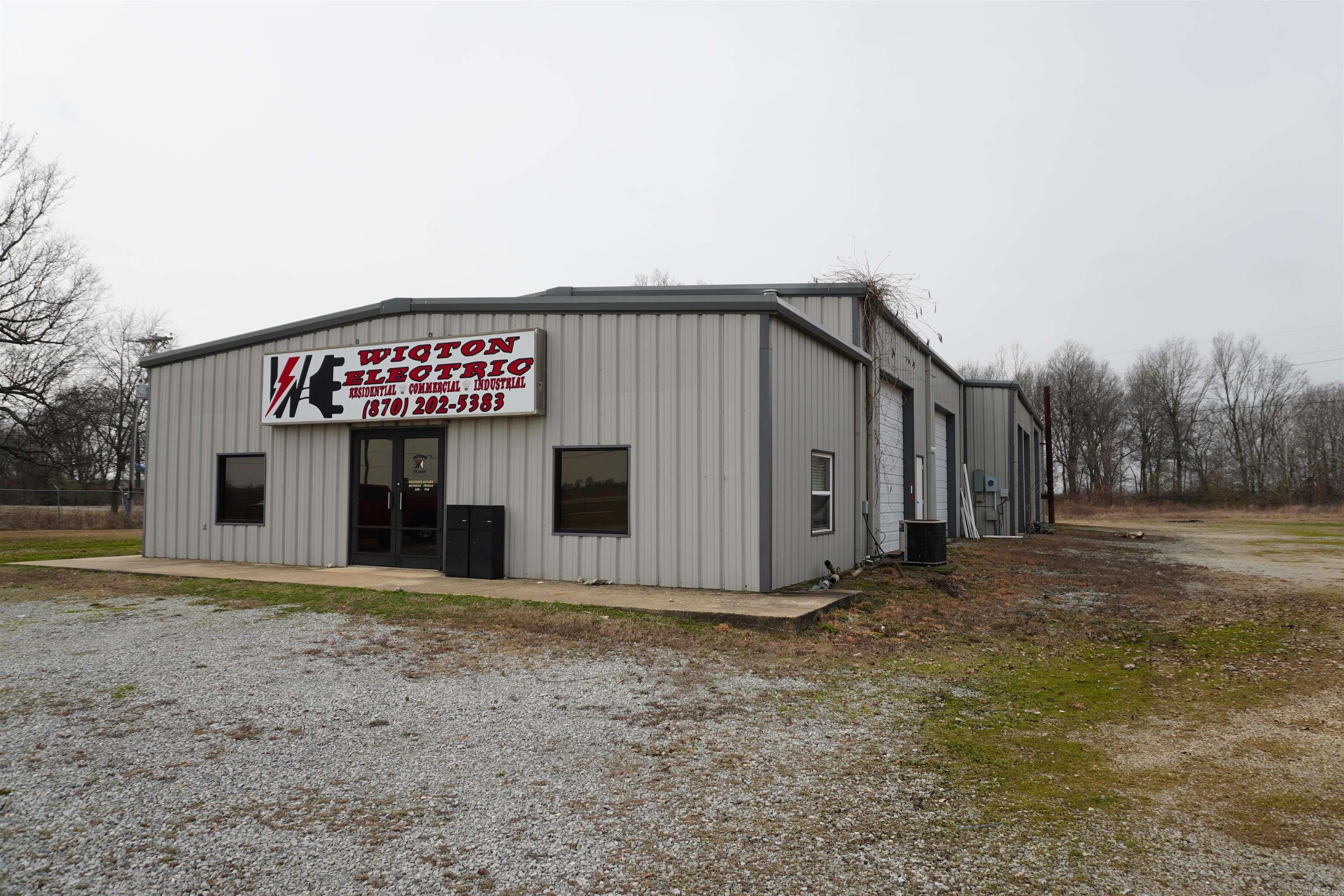 Shannon Acres - Commercial Sale