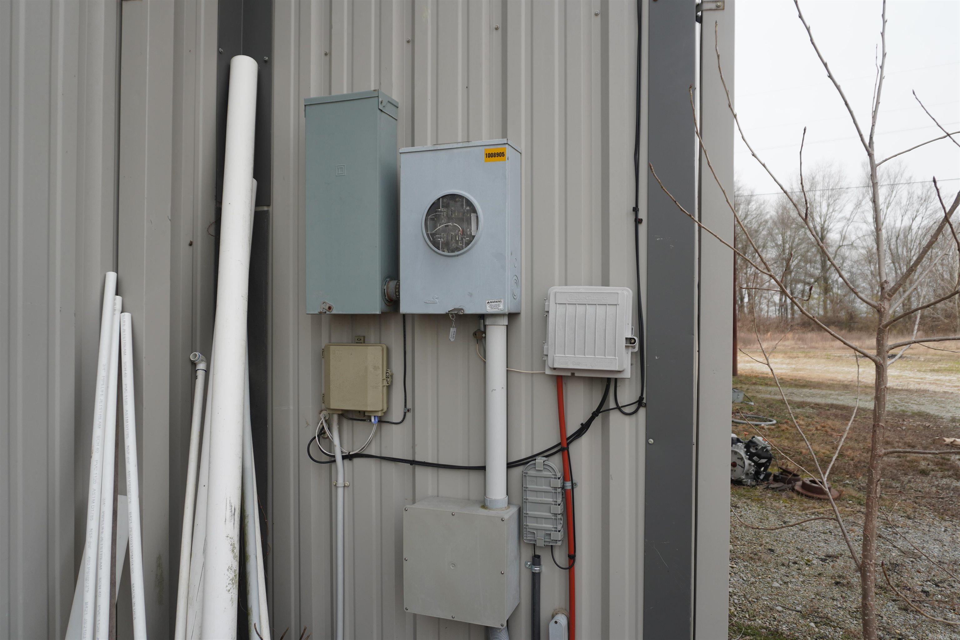 Shannon Acres - Commercial Sale