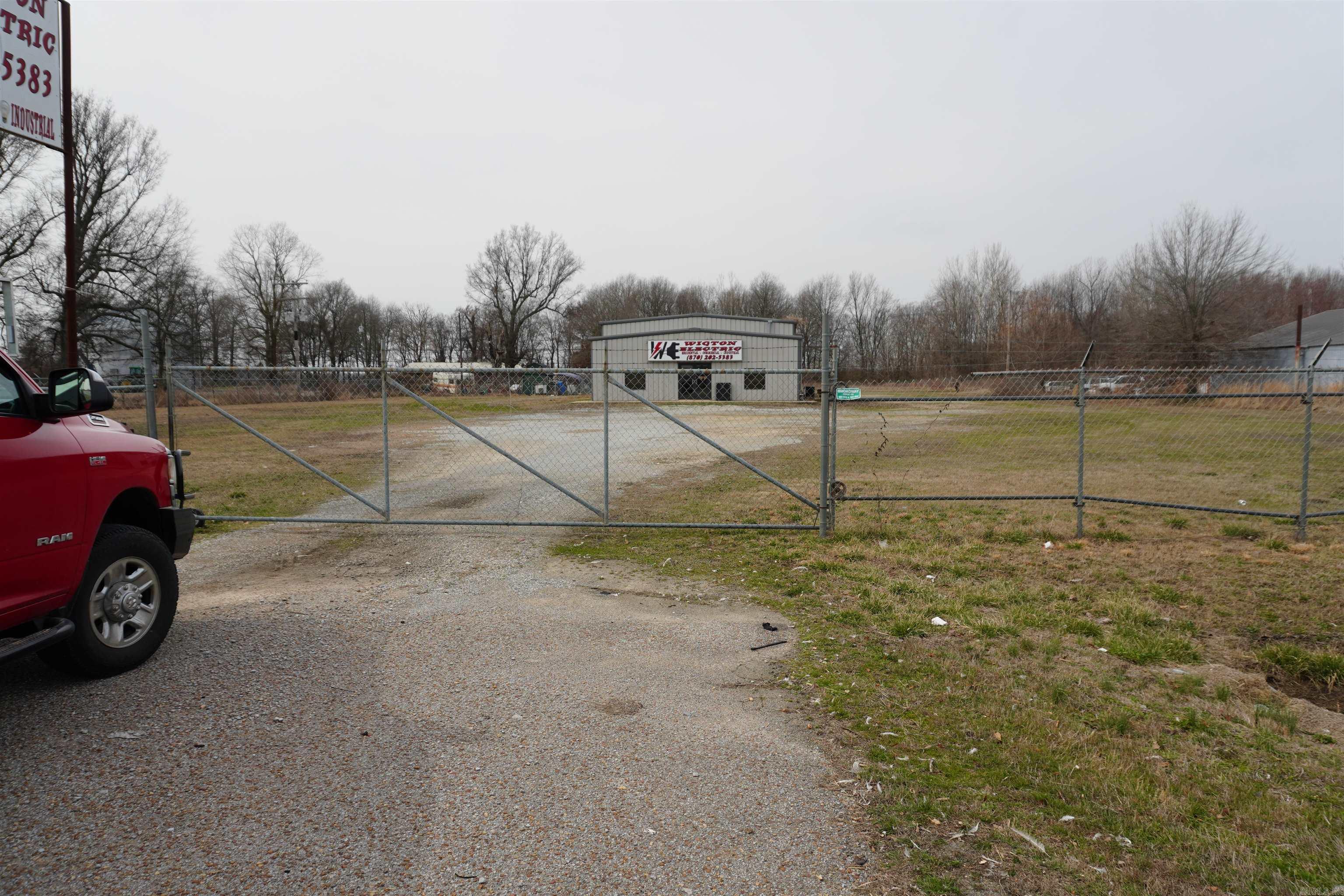 Shannon Acres - Commercial Sale