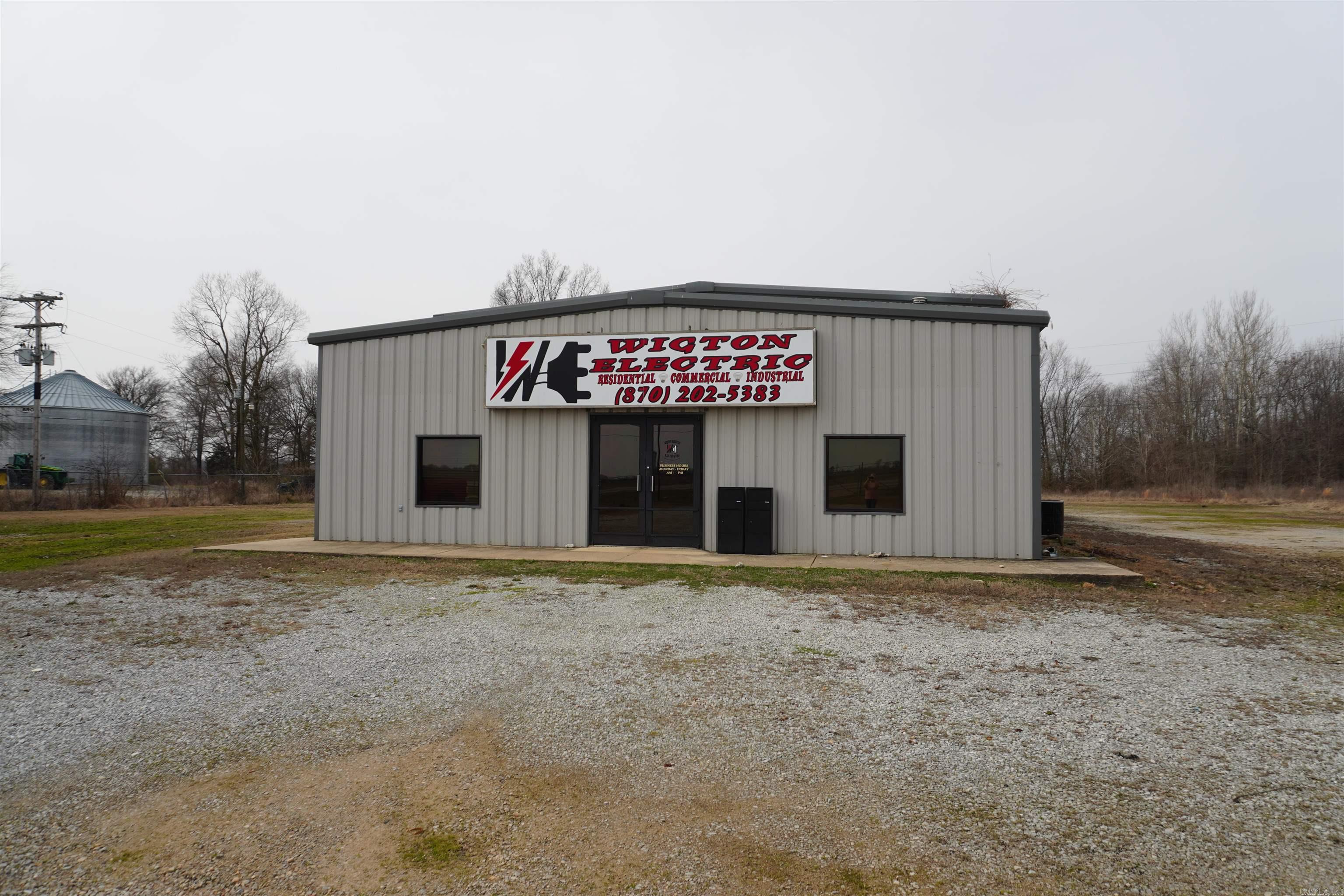 Shannon Acres - Commercial Sale