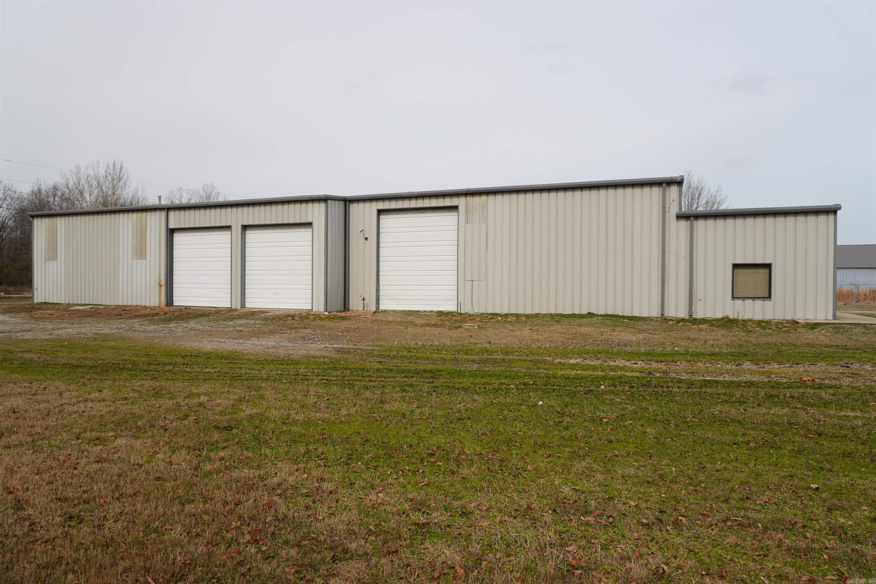 Shannon Acres - Commercial Sale