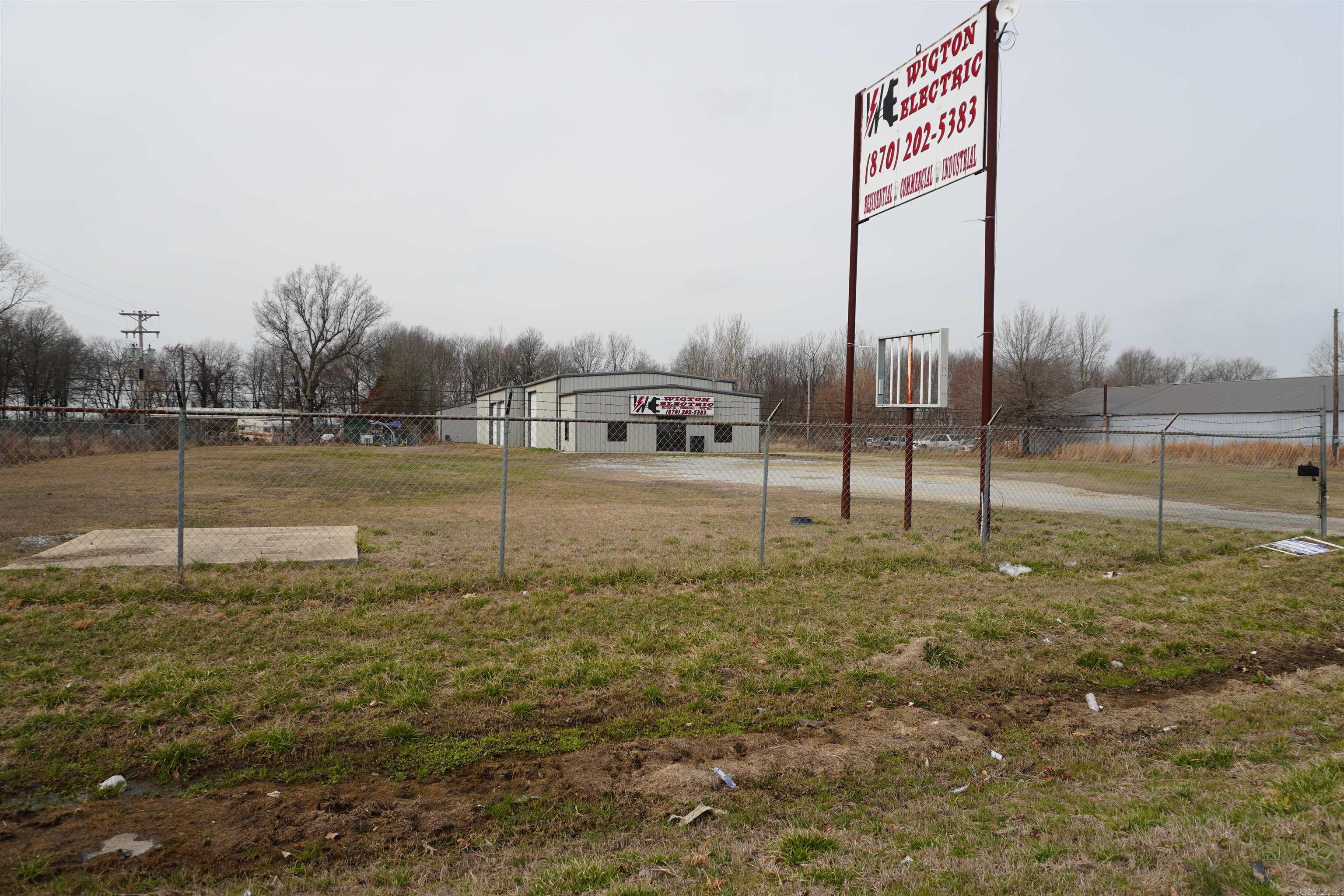 Shannon Acres - Commercial Sale