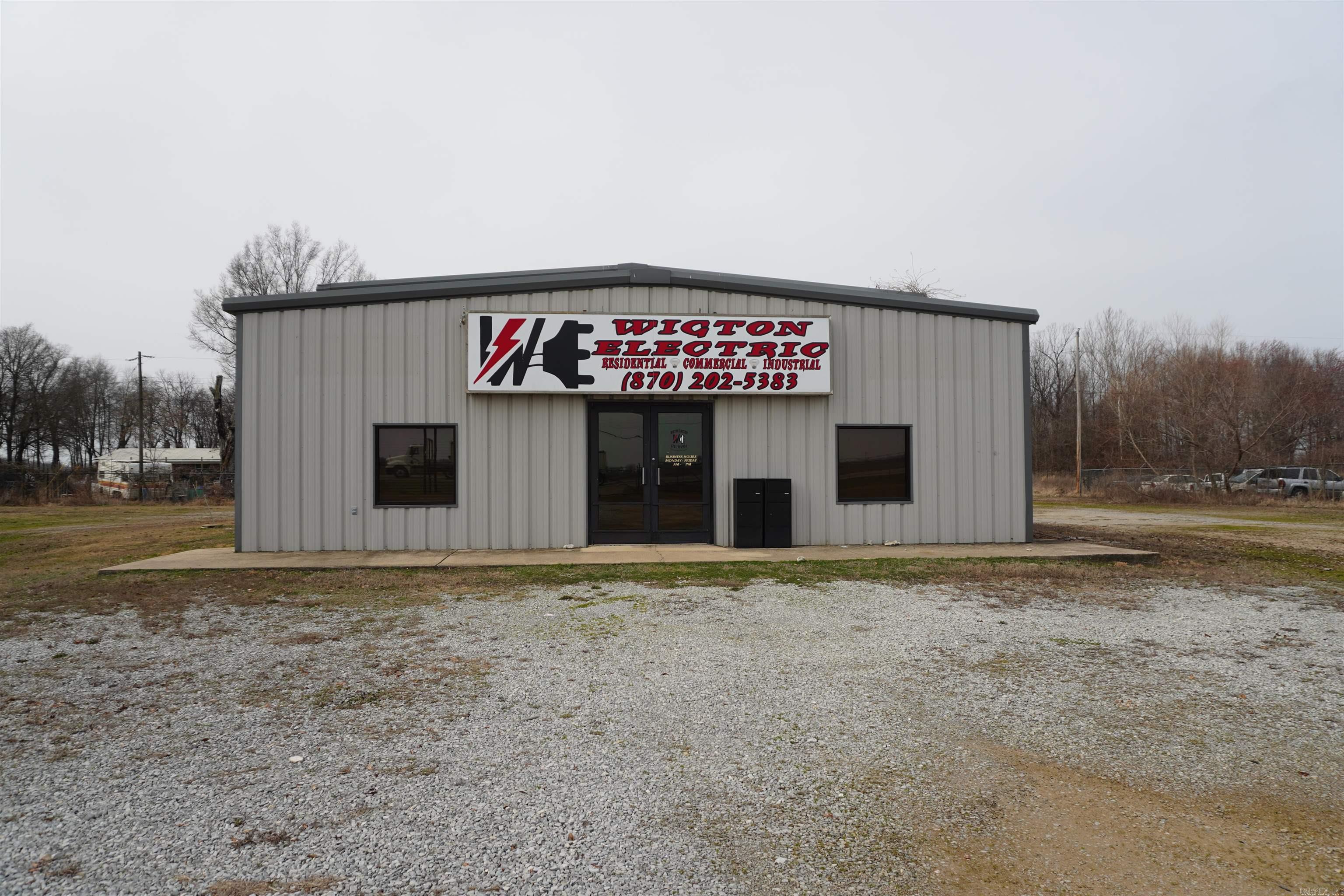Shannon Acres - Commercial Sale