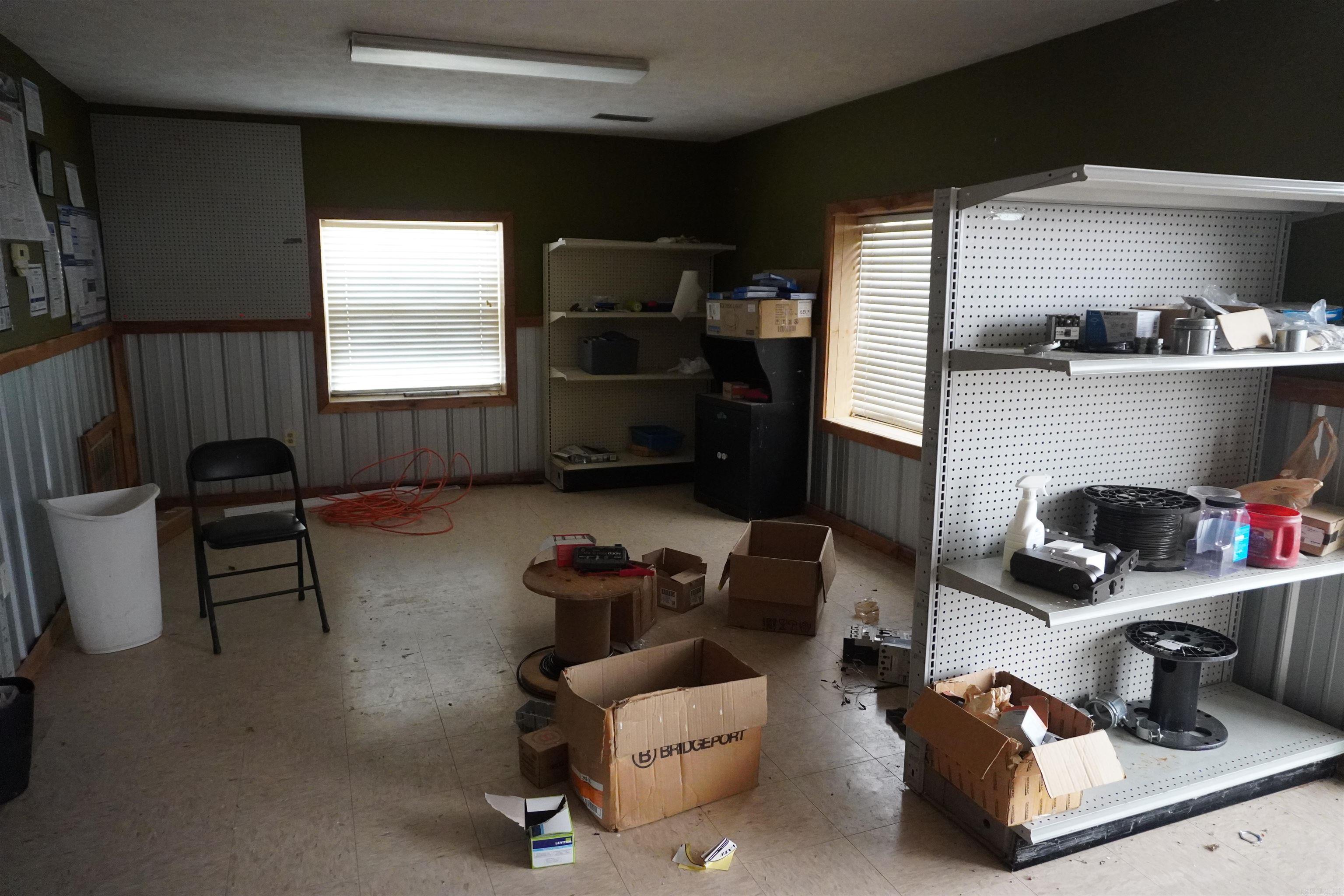 Shannon Acres - Commercial Sale