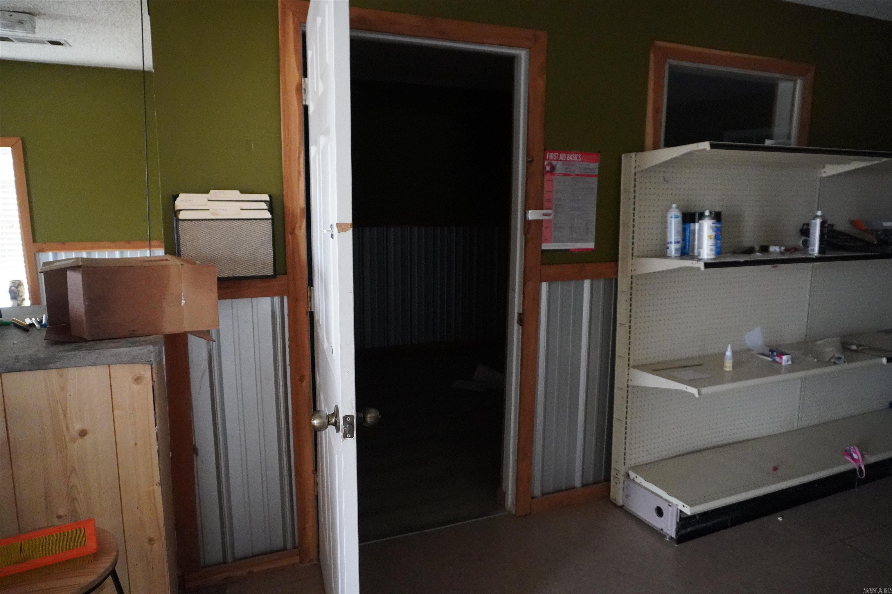 Shannon Acres - Commercial Sale