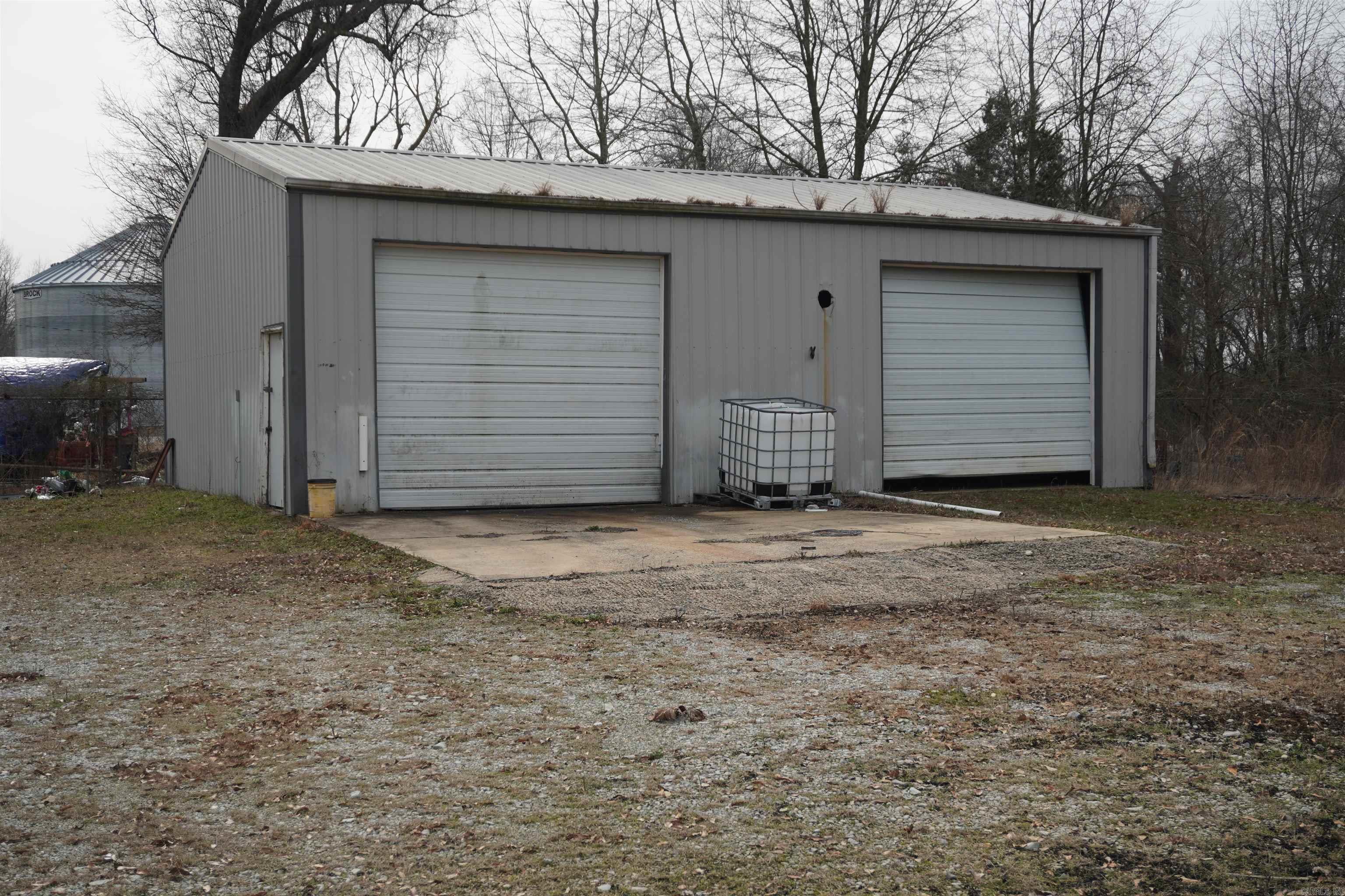 Shannon Acres - Commercial Sale