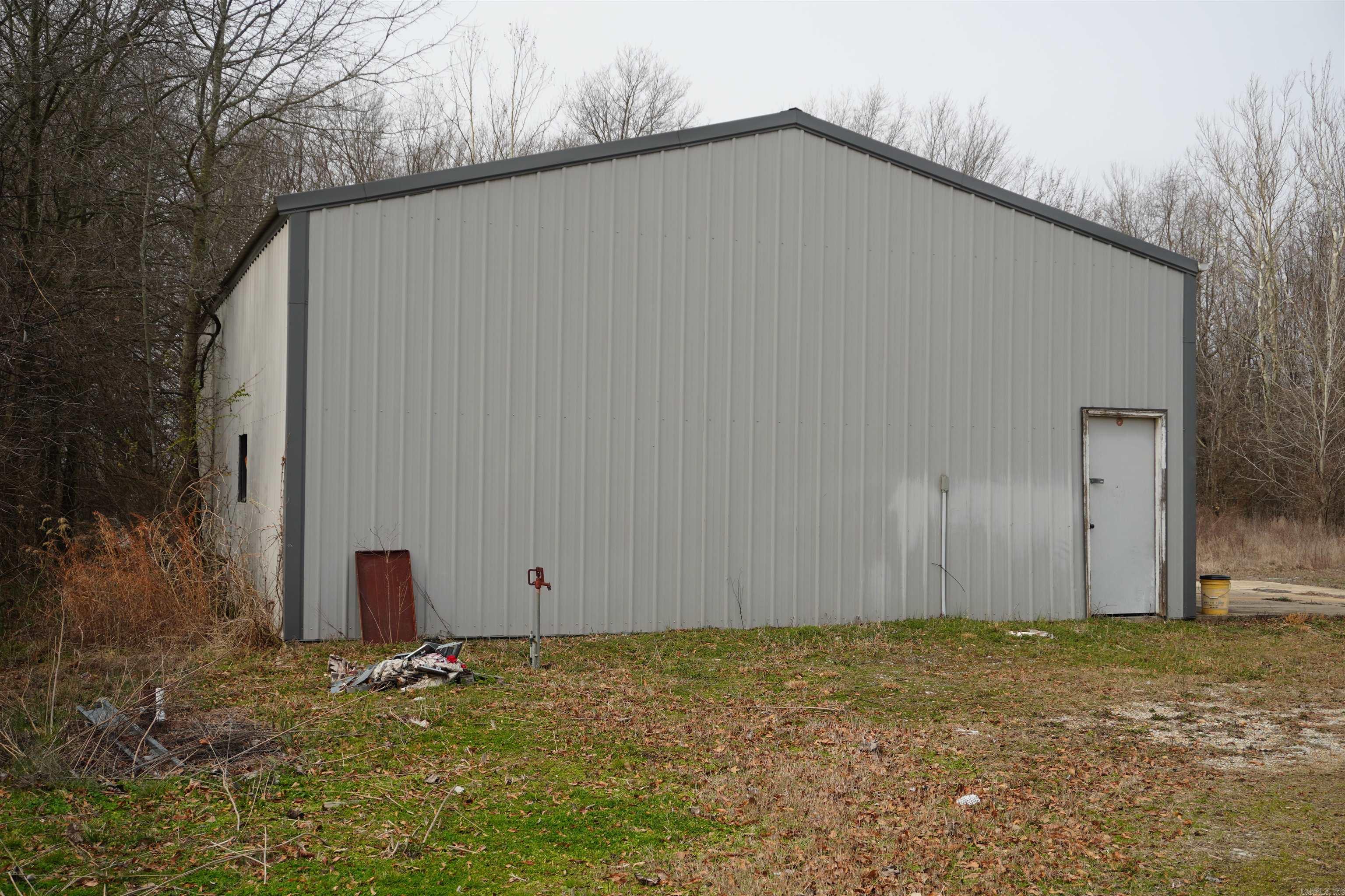 Shannon Acres - Commercial Sale