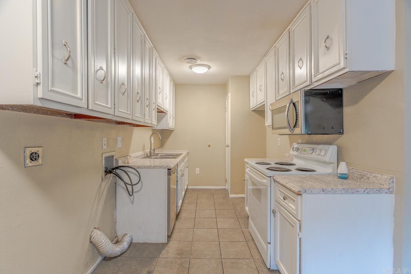 BRIARWOOD 1ST ADD - Residential