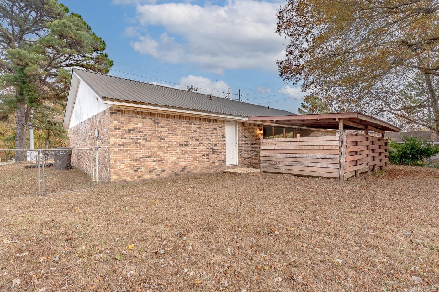 BRIARWOOD 1ST ADD - Residential