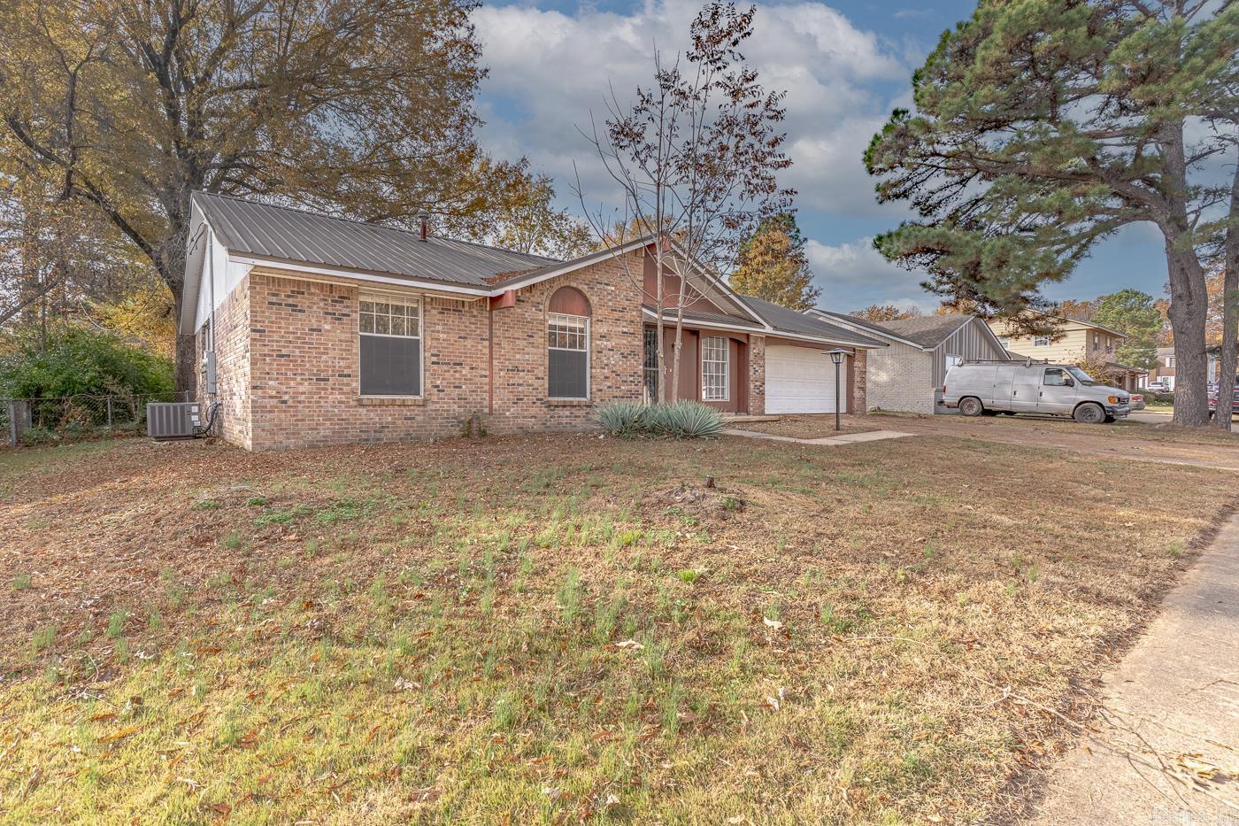 BRIARWOOD 1ST ADD - Residential