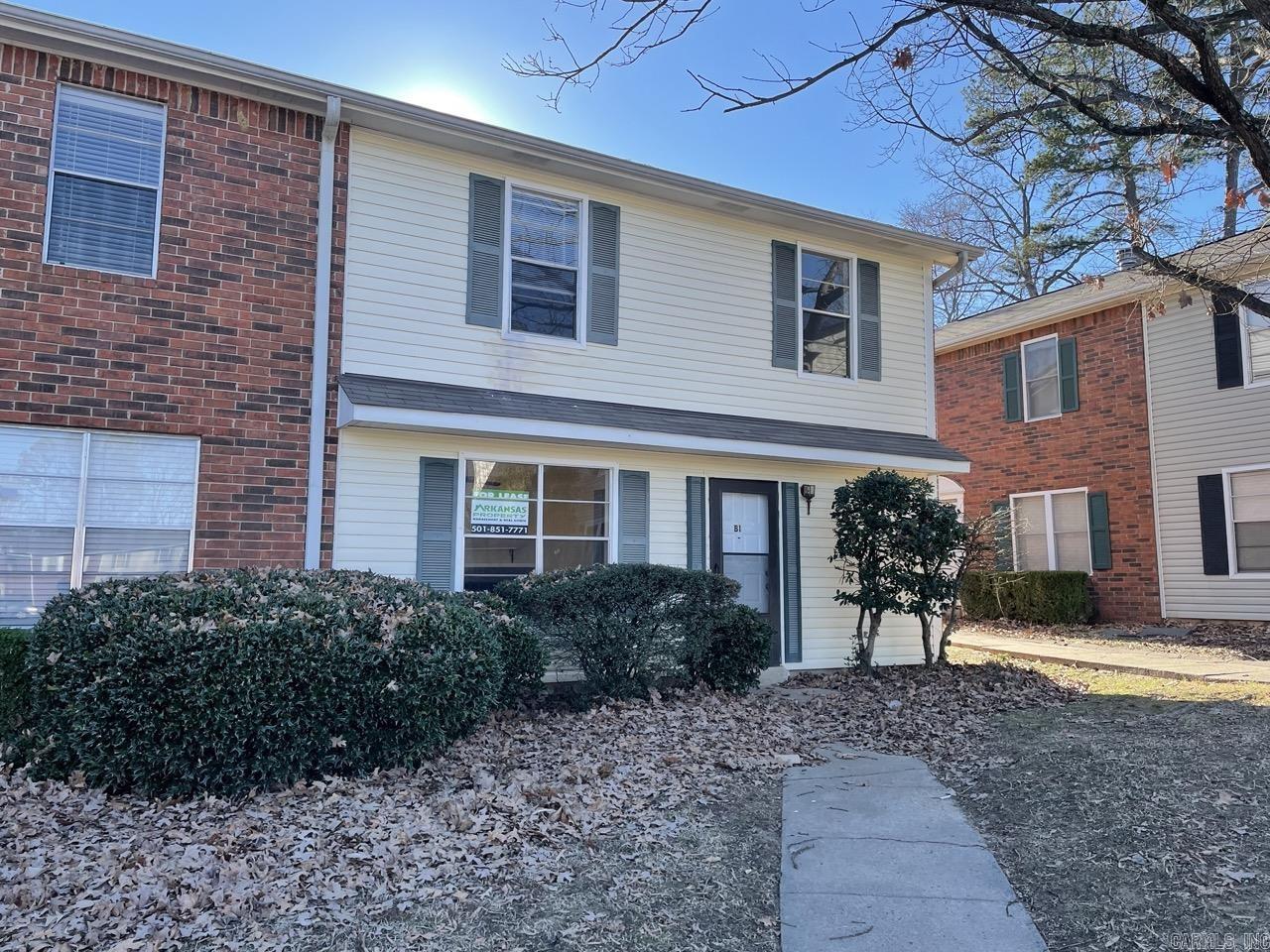 Oak Crest Manor Townhomes - Residential Lease