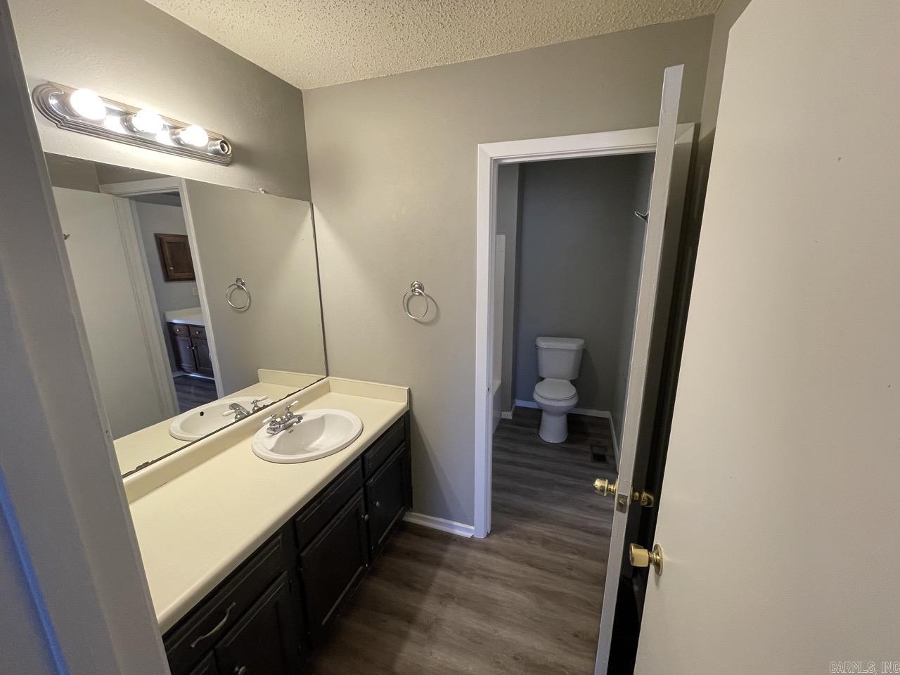 Oak Crest Manor Townhomes - Residential Lease