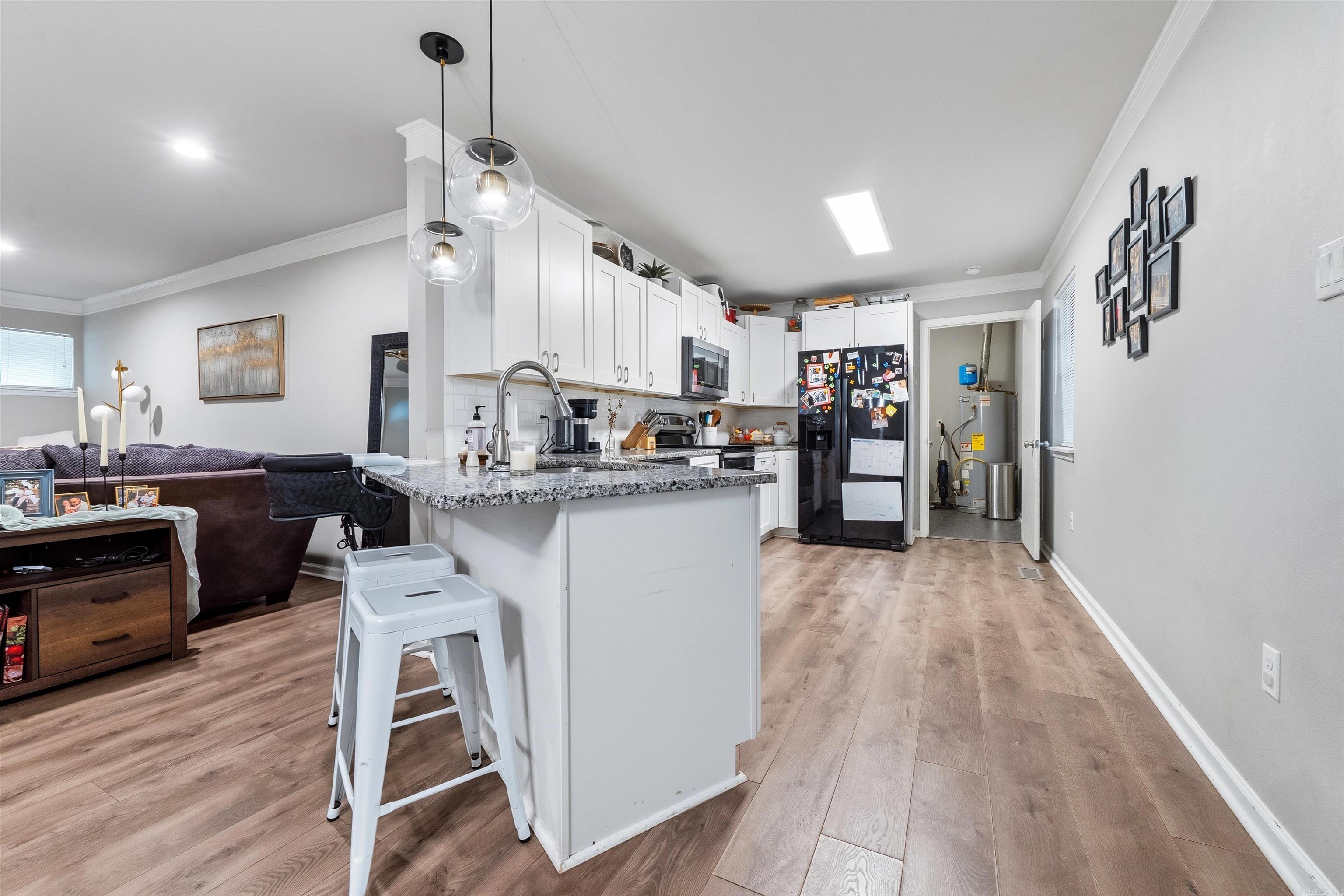 COUNTRY CLUB PARK - Residential