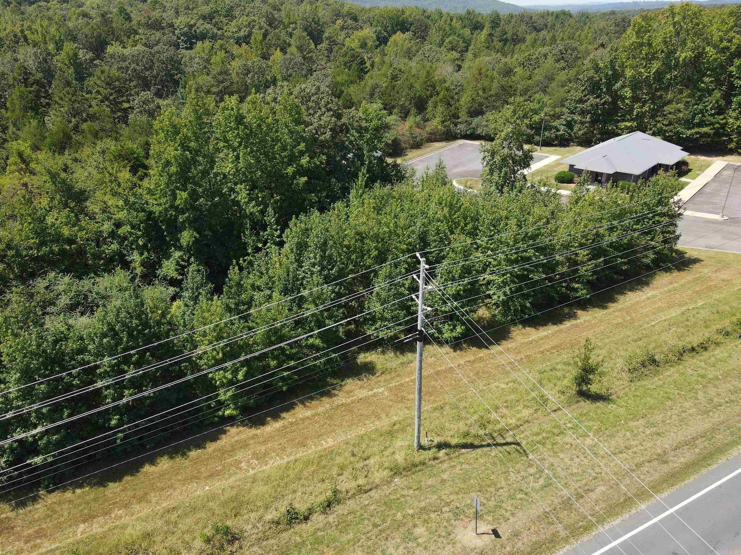 17-10-09 - Commercial Sale