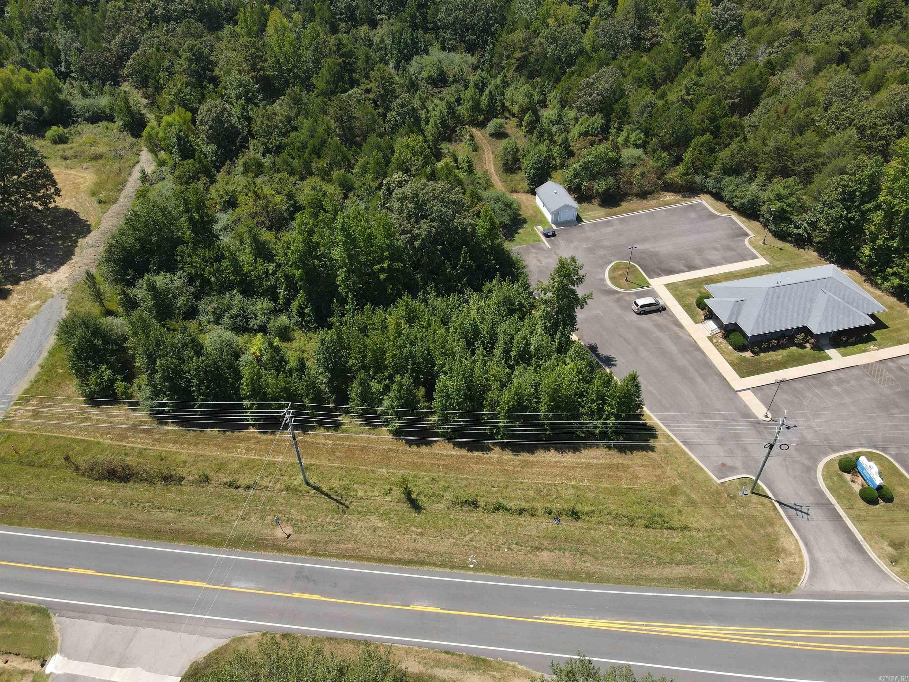 17-10-09 - Commercial Sale