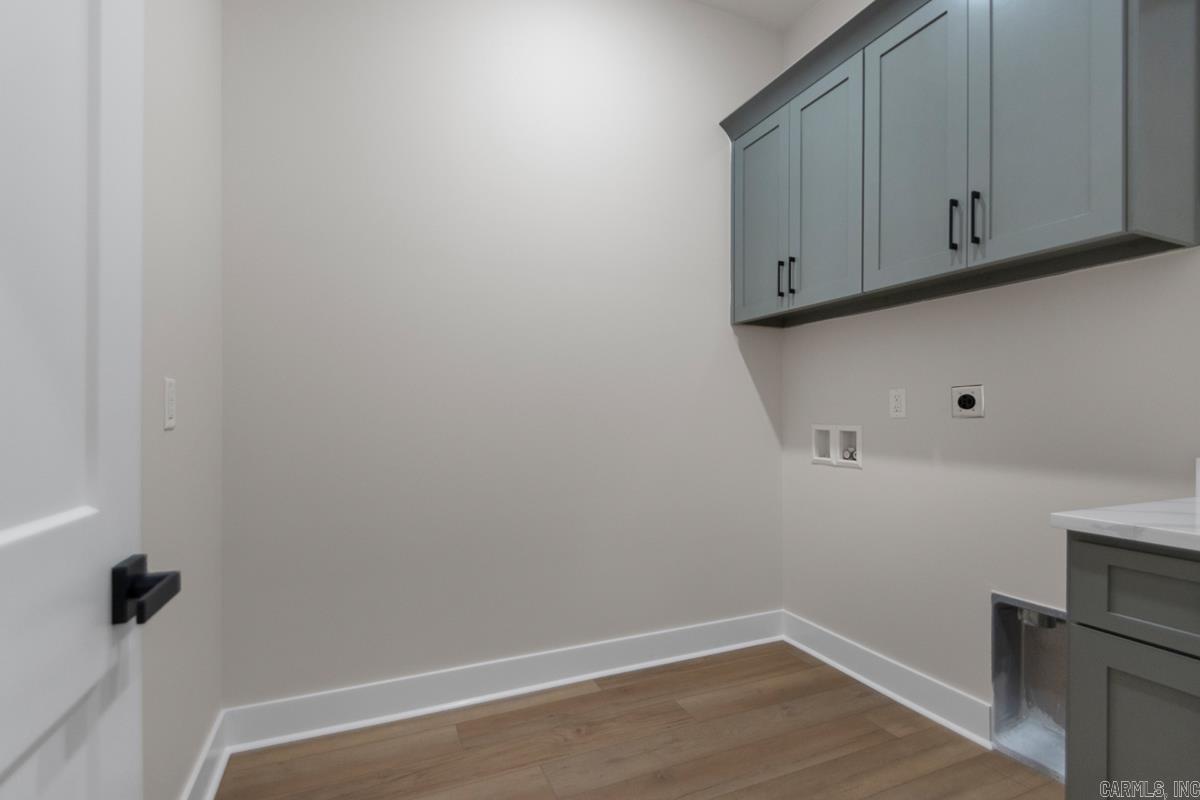 MILLERS GLENN - Residential