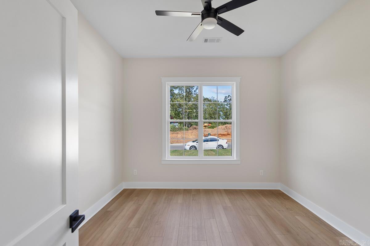 MILLERS GLENN - Residential