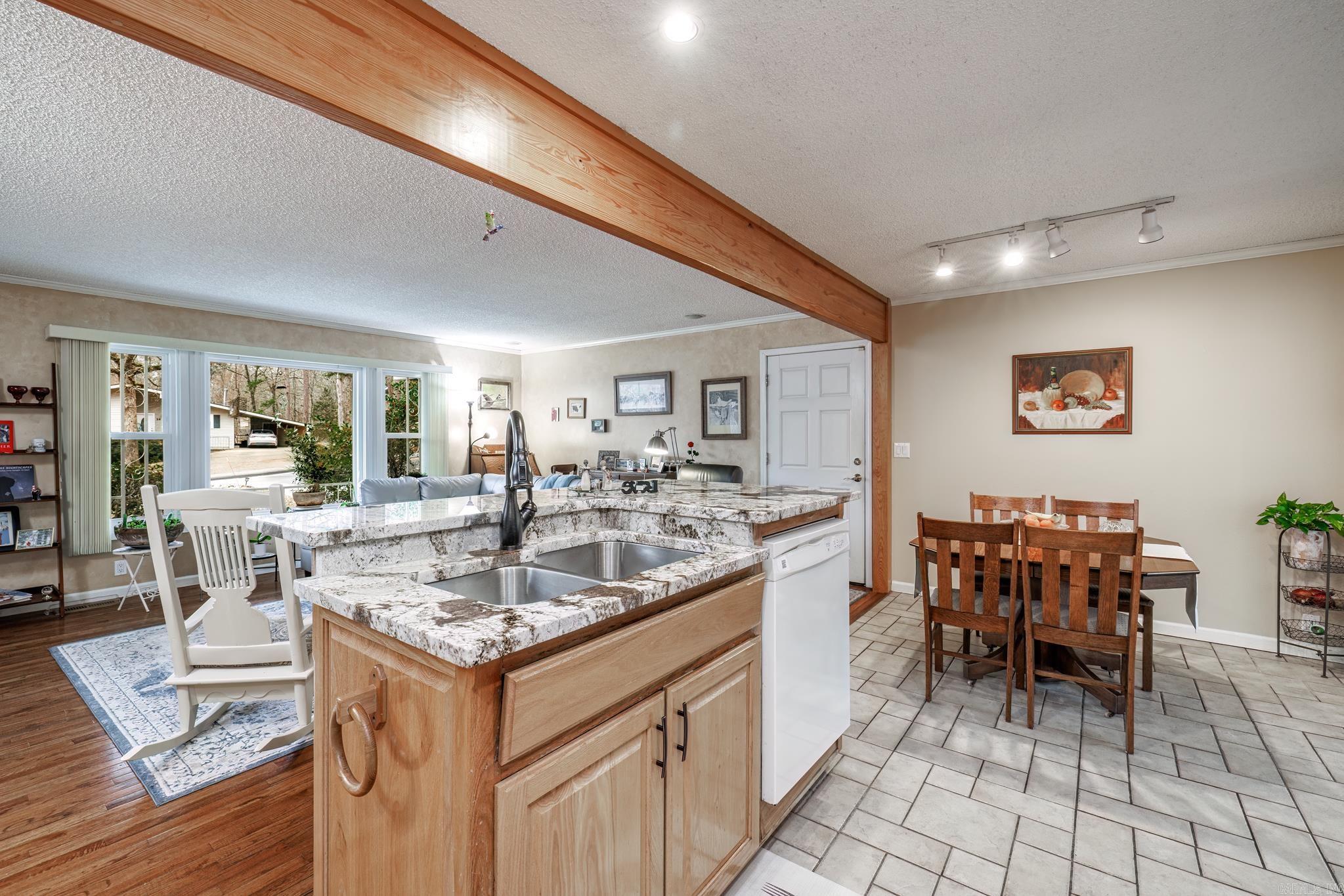 Santa Maria - Residential