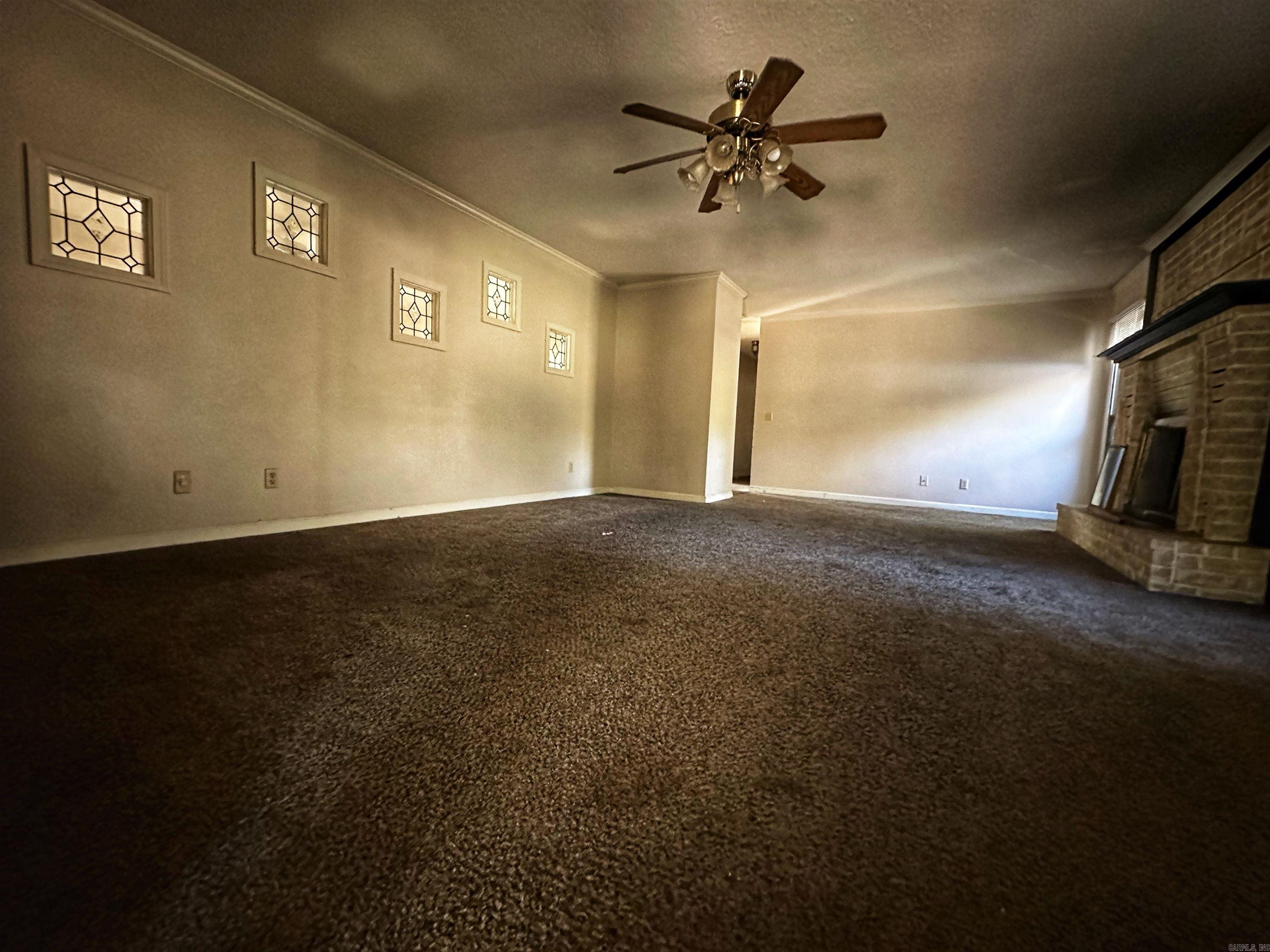 BRYANT WOODLAND HGTS - Residential