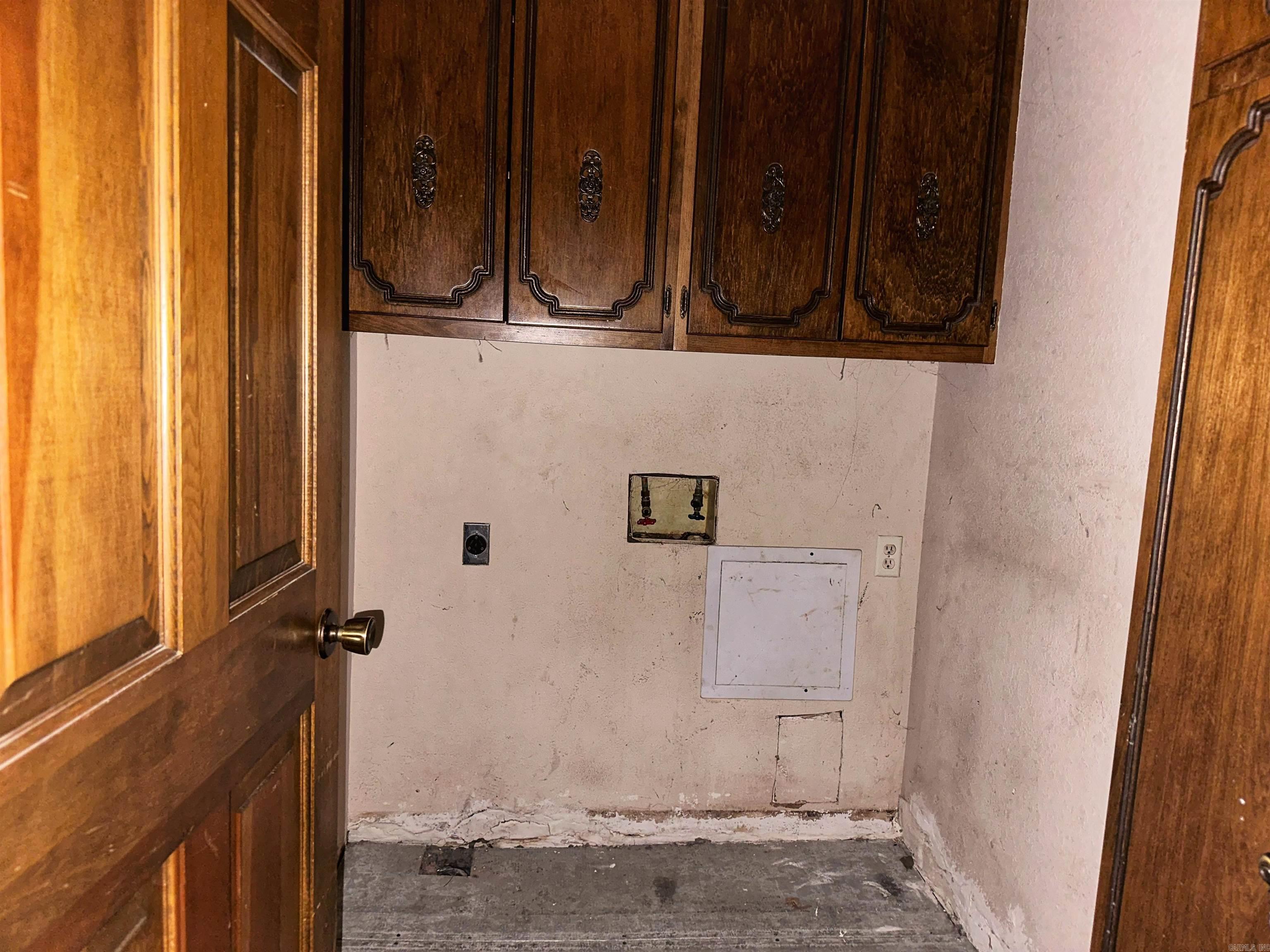 BRYANT WOODLAND HGTS - Residential